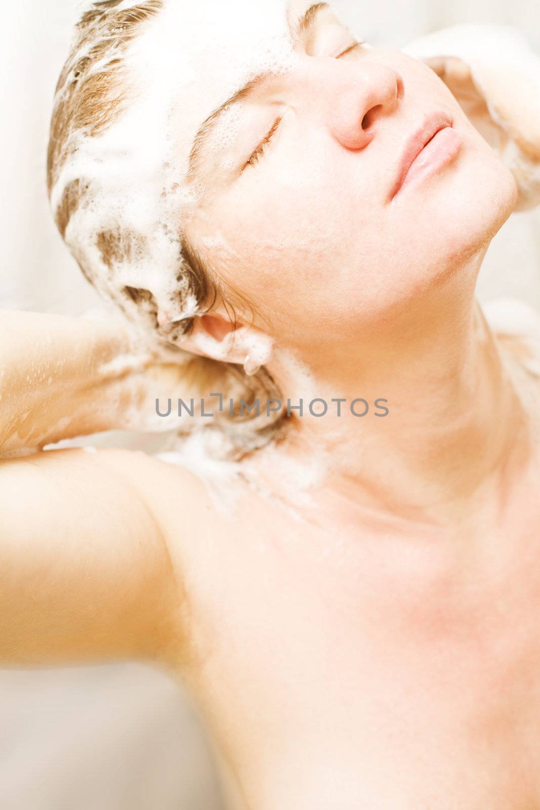 people series: woman to shampoo one's hair