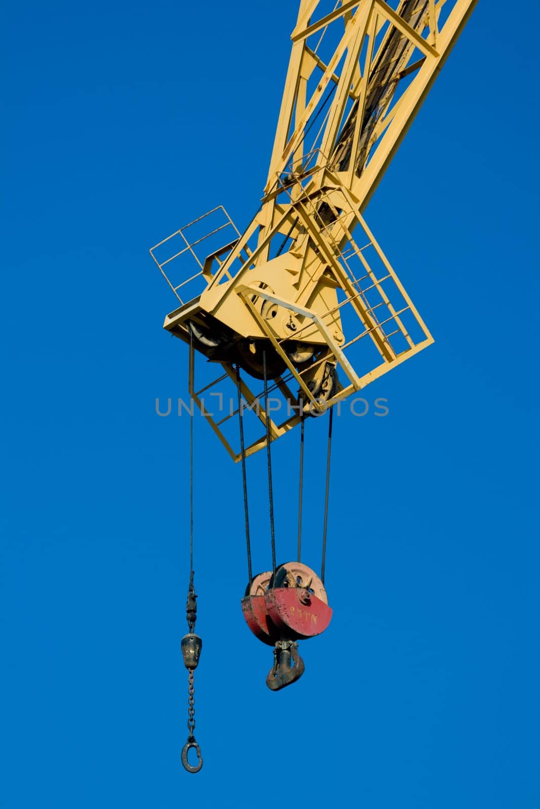 Naval crane of the dockyards of the port of C�diz