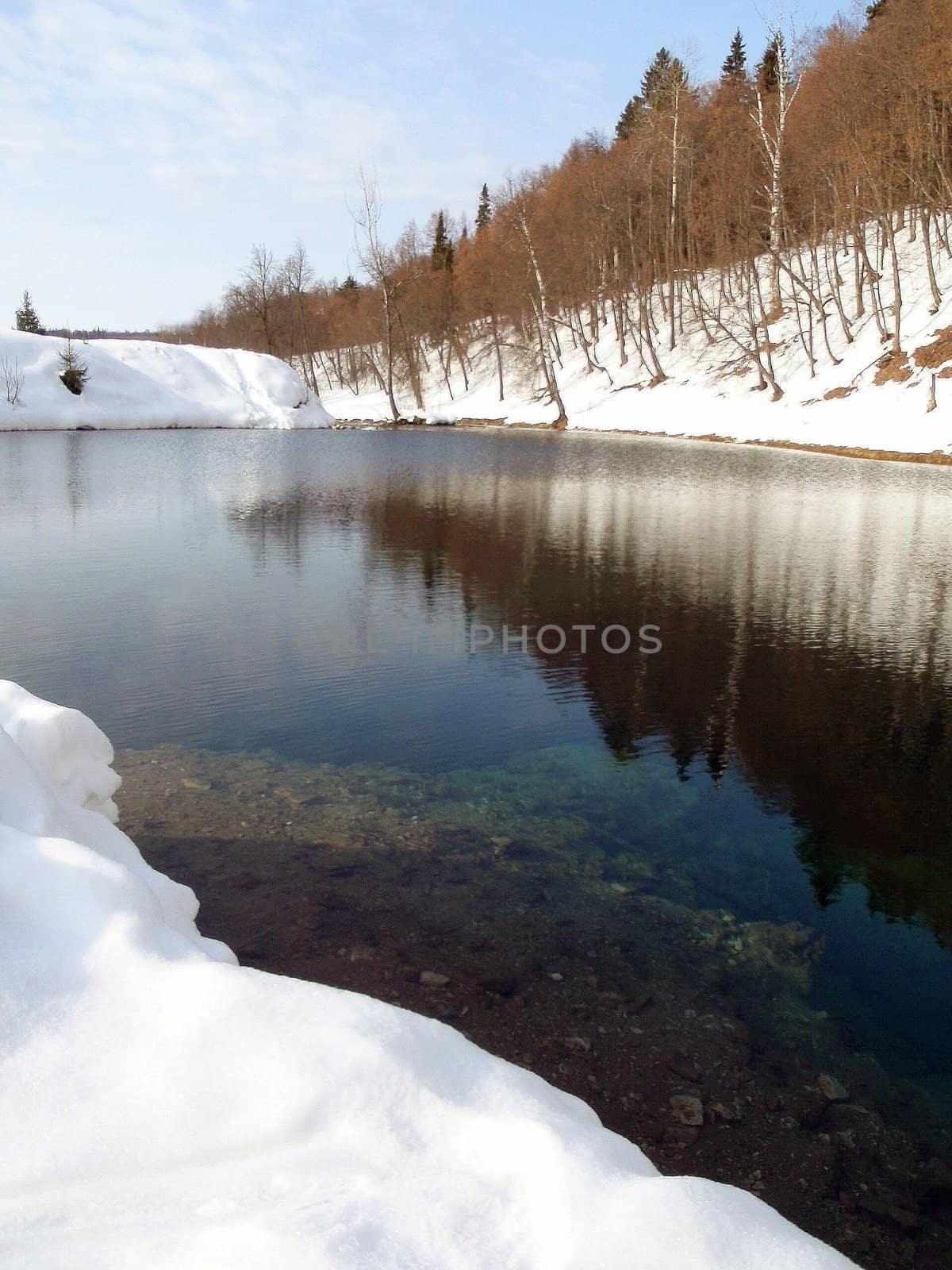 Winter lake by georg777