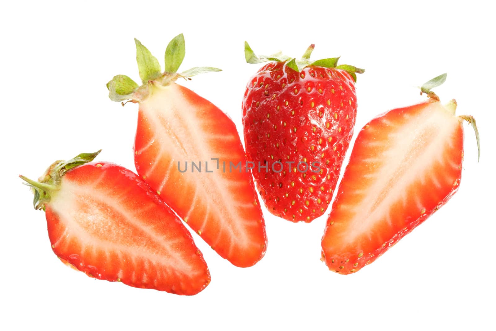 Ripe strawberry slices by ecobo