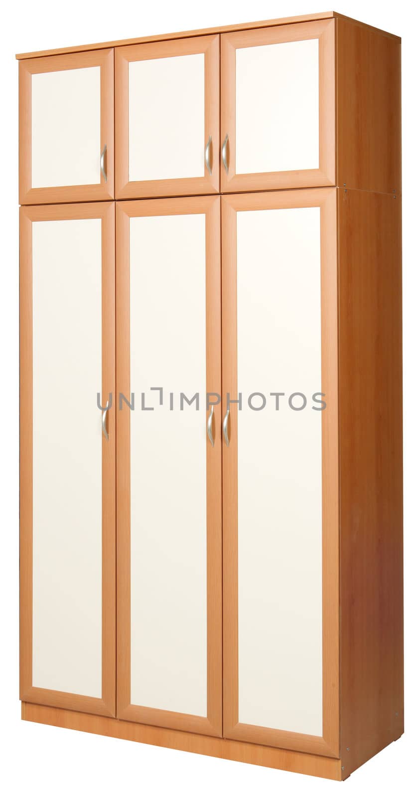 Wardrobe with three sections by ecobo
