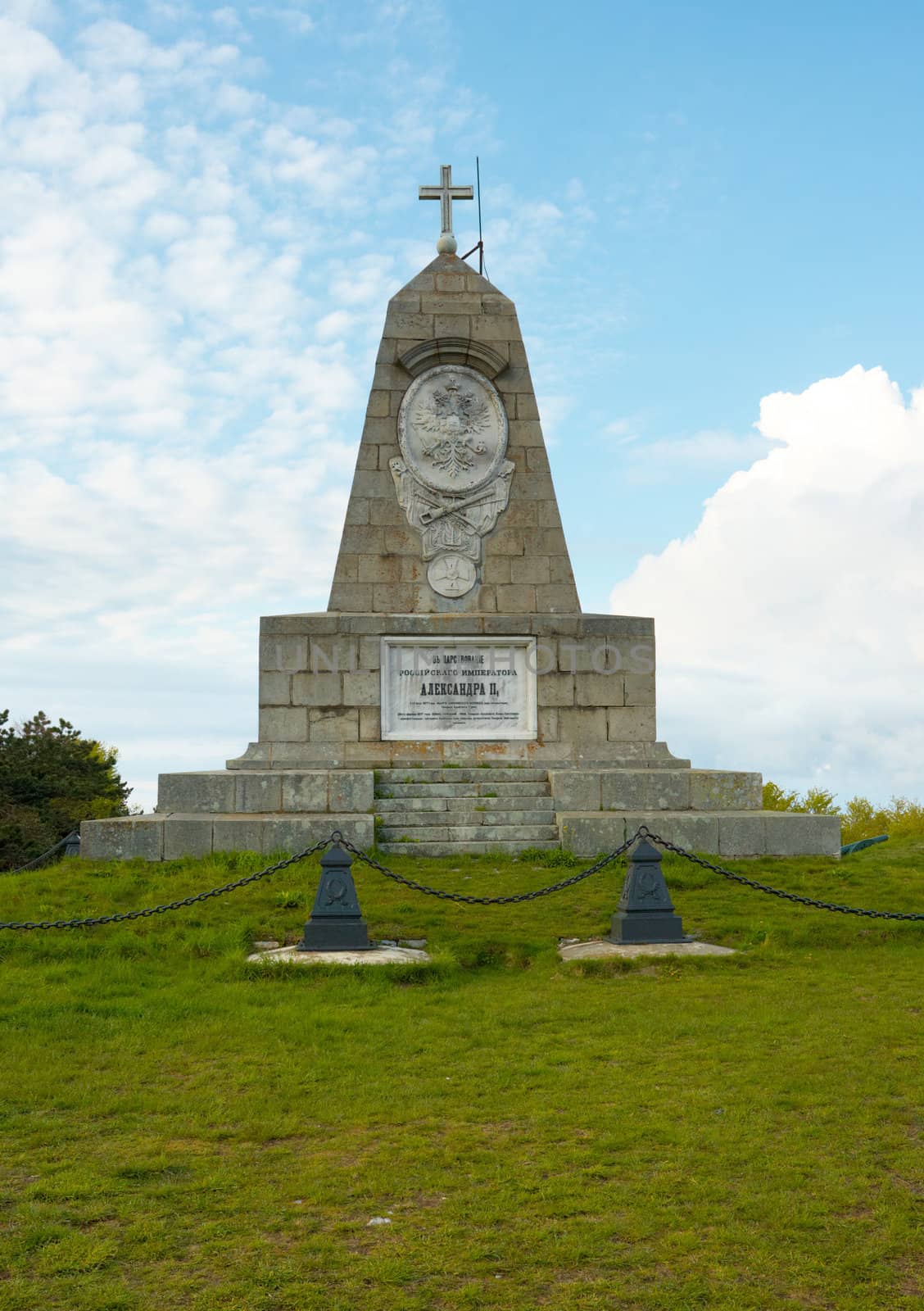 Russian monument at Shipka by ecobo