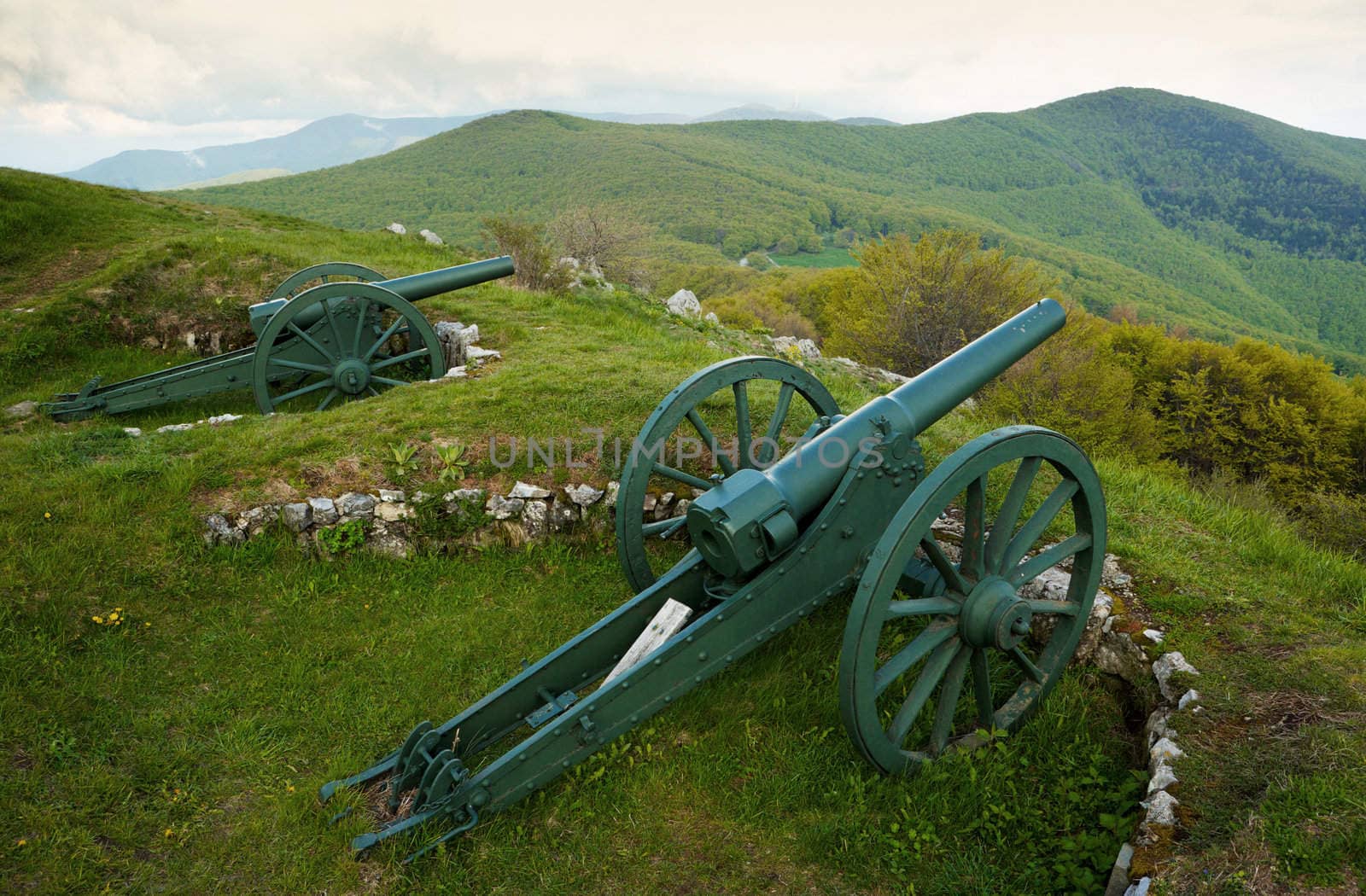 Guns from the Russian-Turk war at the peak of Shipka