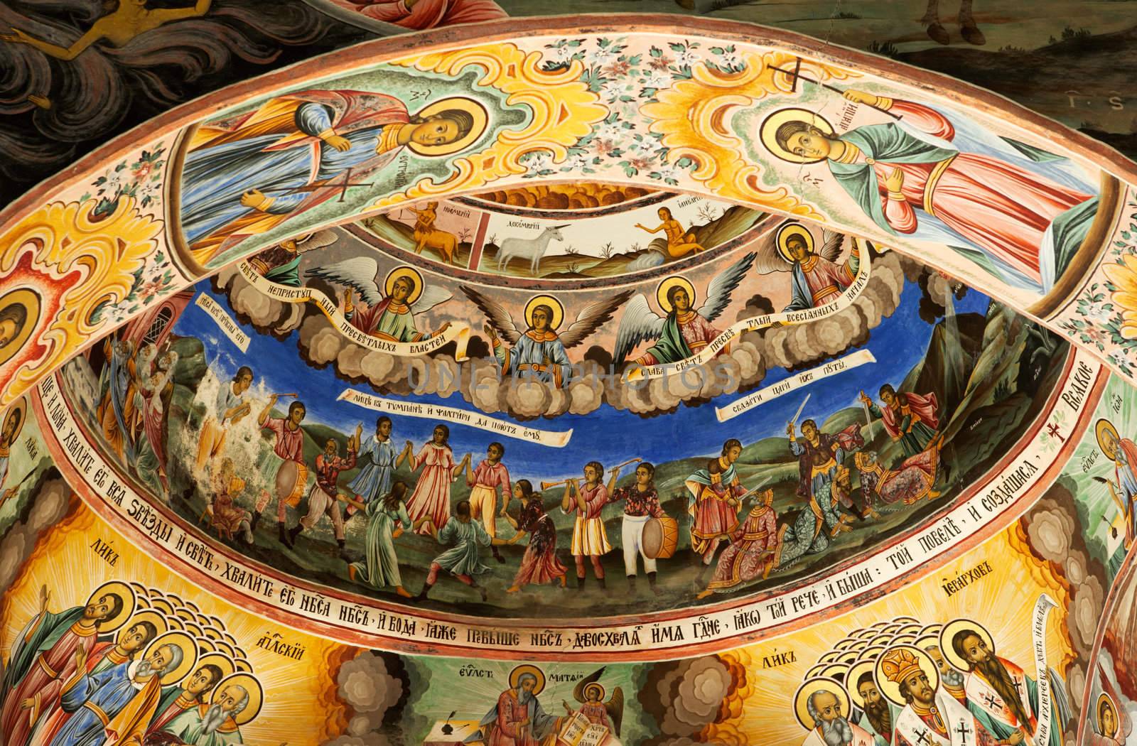Mural on a church cupola by ecobo