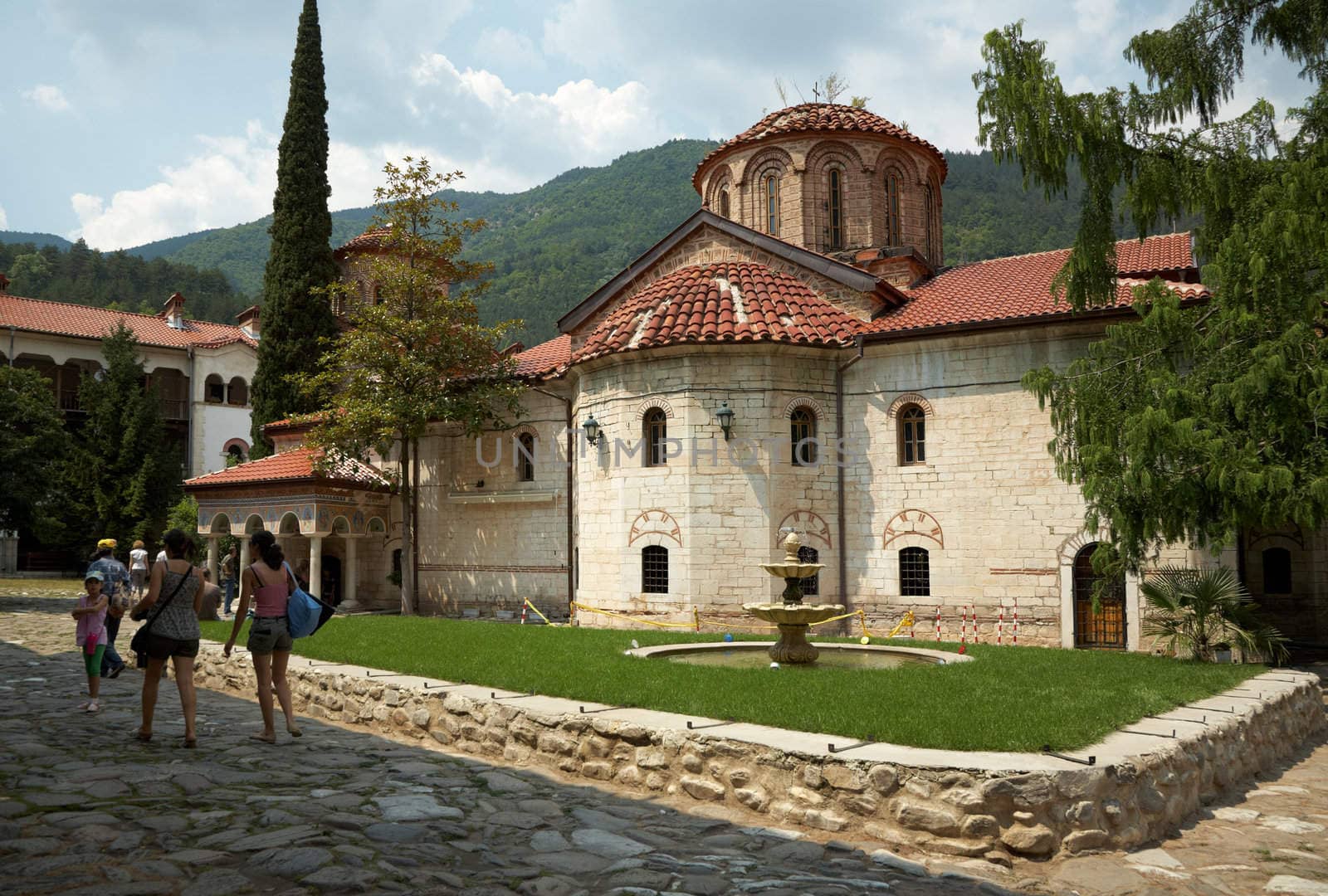 The yard of the Bachkovski monastery