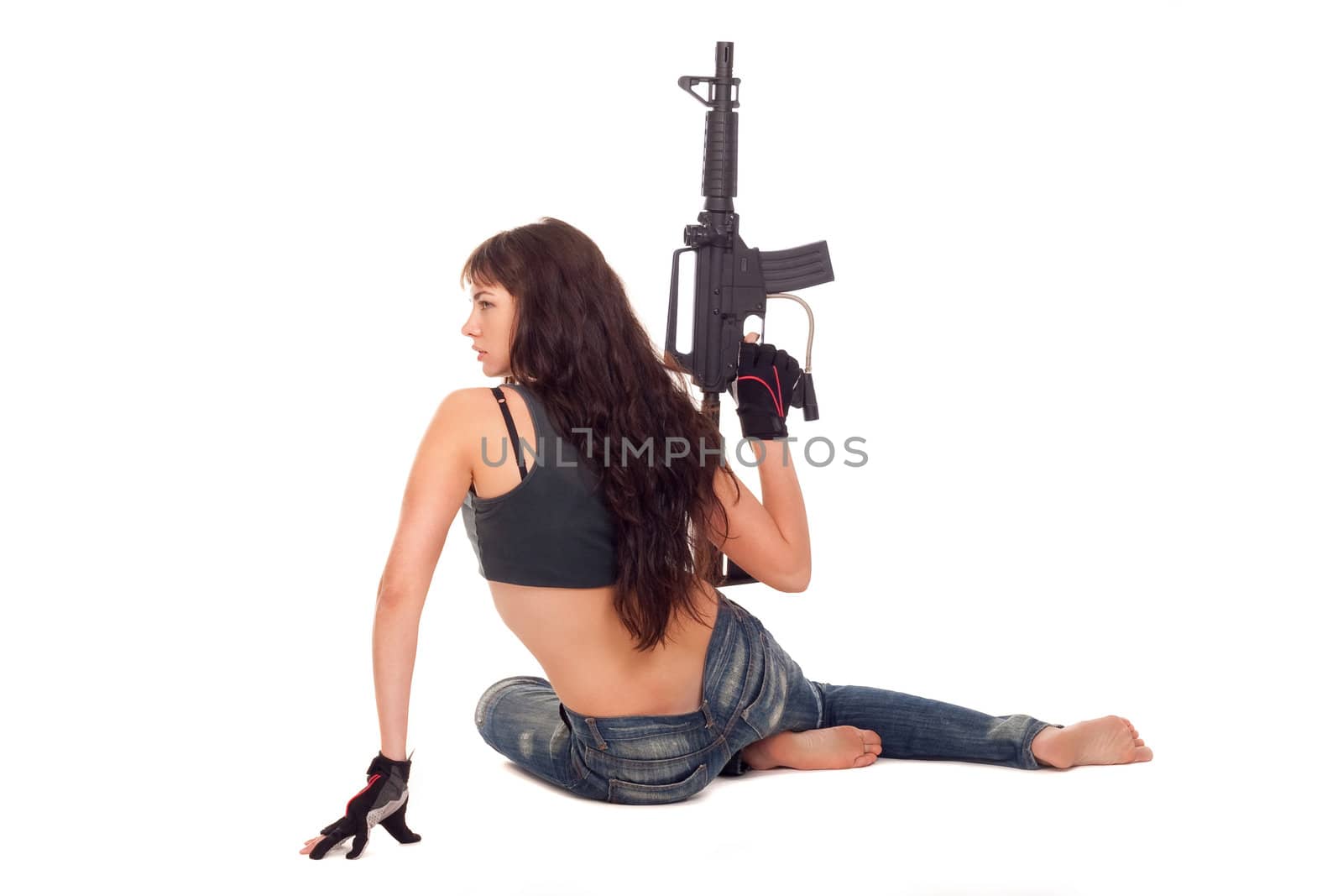 Image of a posing girl with a rifle
