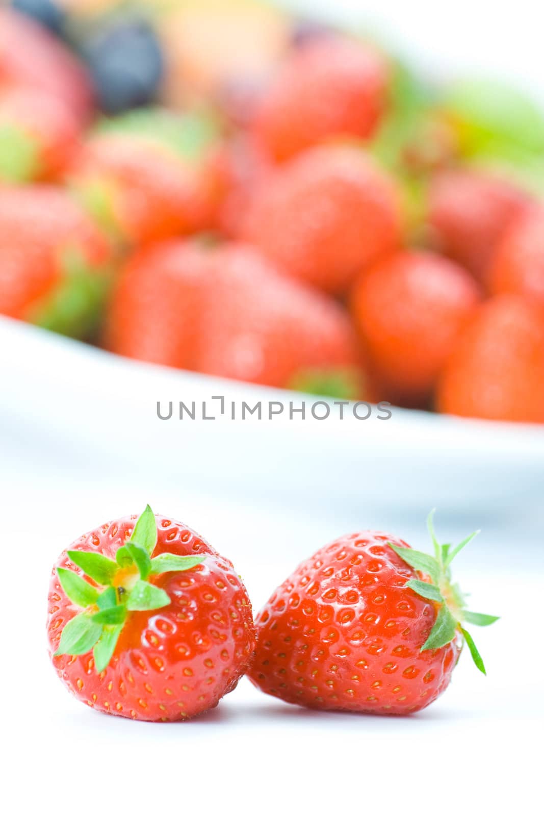 Strawberries by miskolin