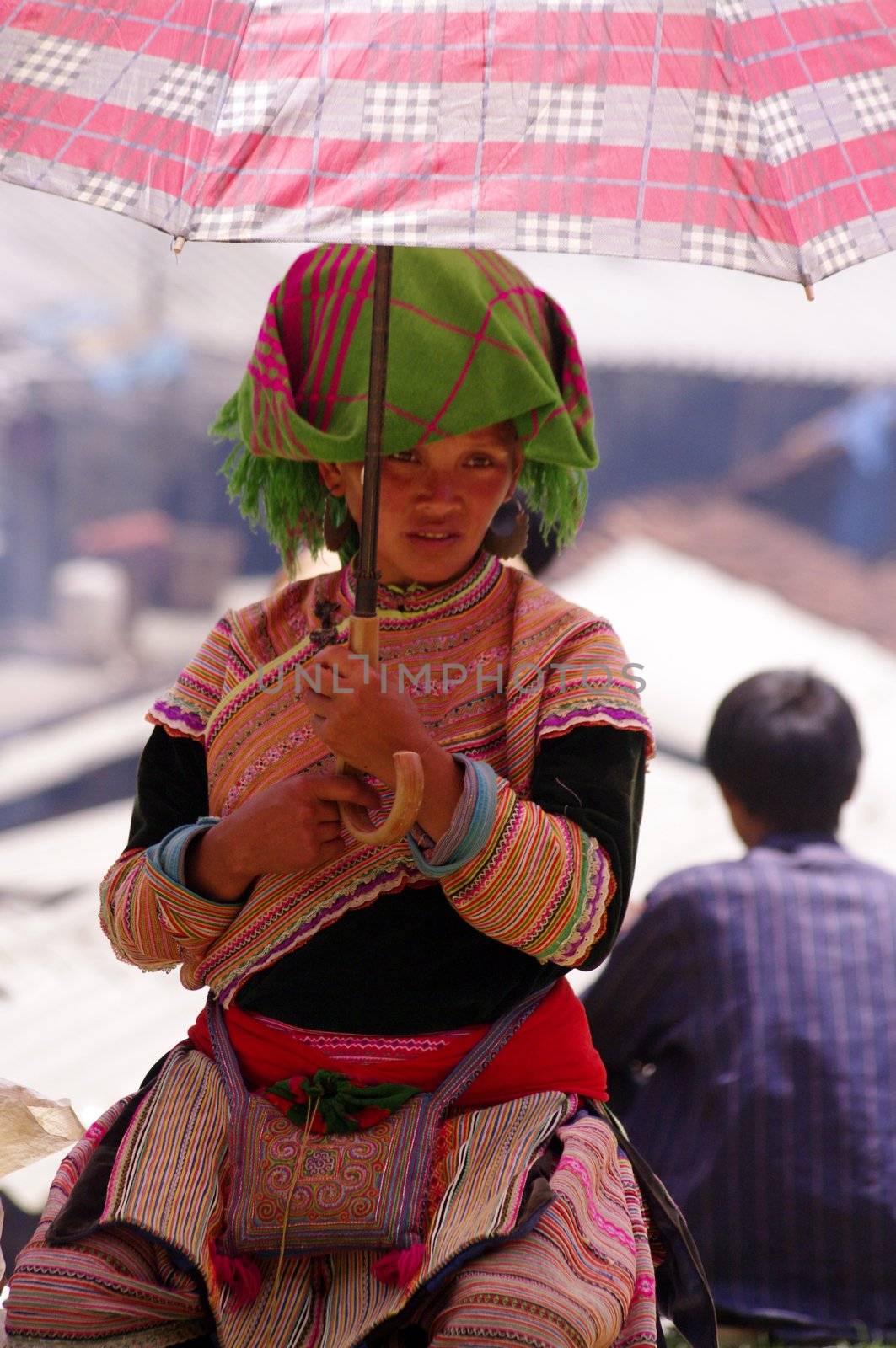 Flowered Hmong woman by Duroc
