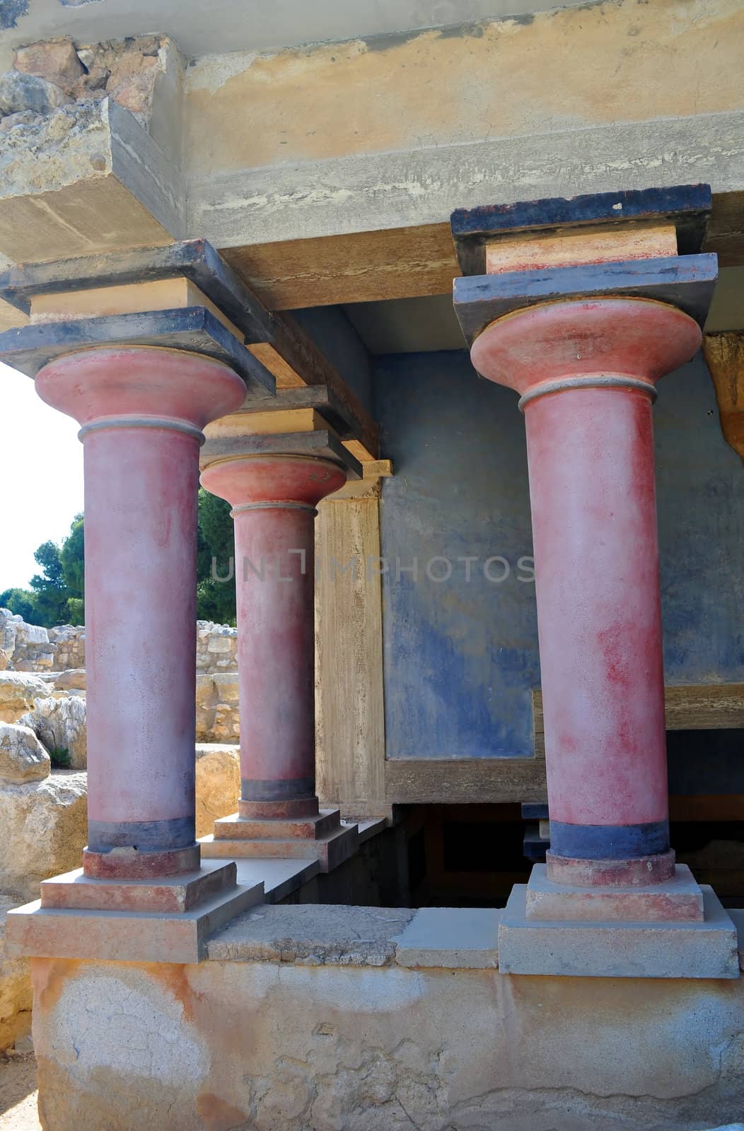 Archaeological site of Knossos. Minoan Palace. Crete. by FER737NG