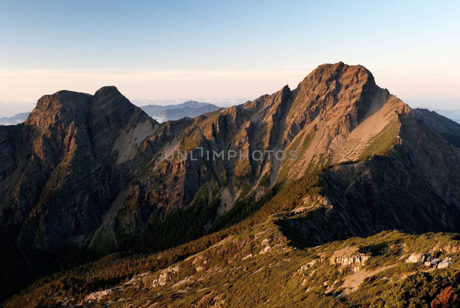 east asia highest mountain - Mt. Yushan by elwynn