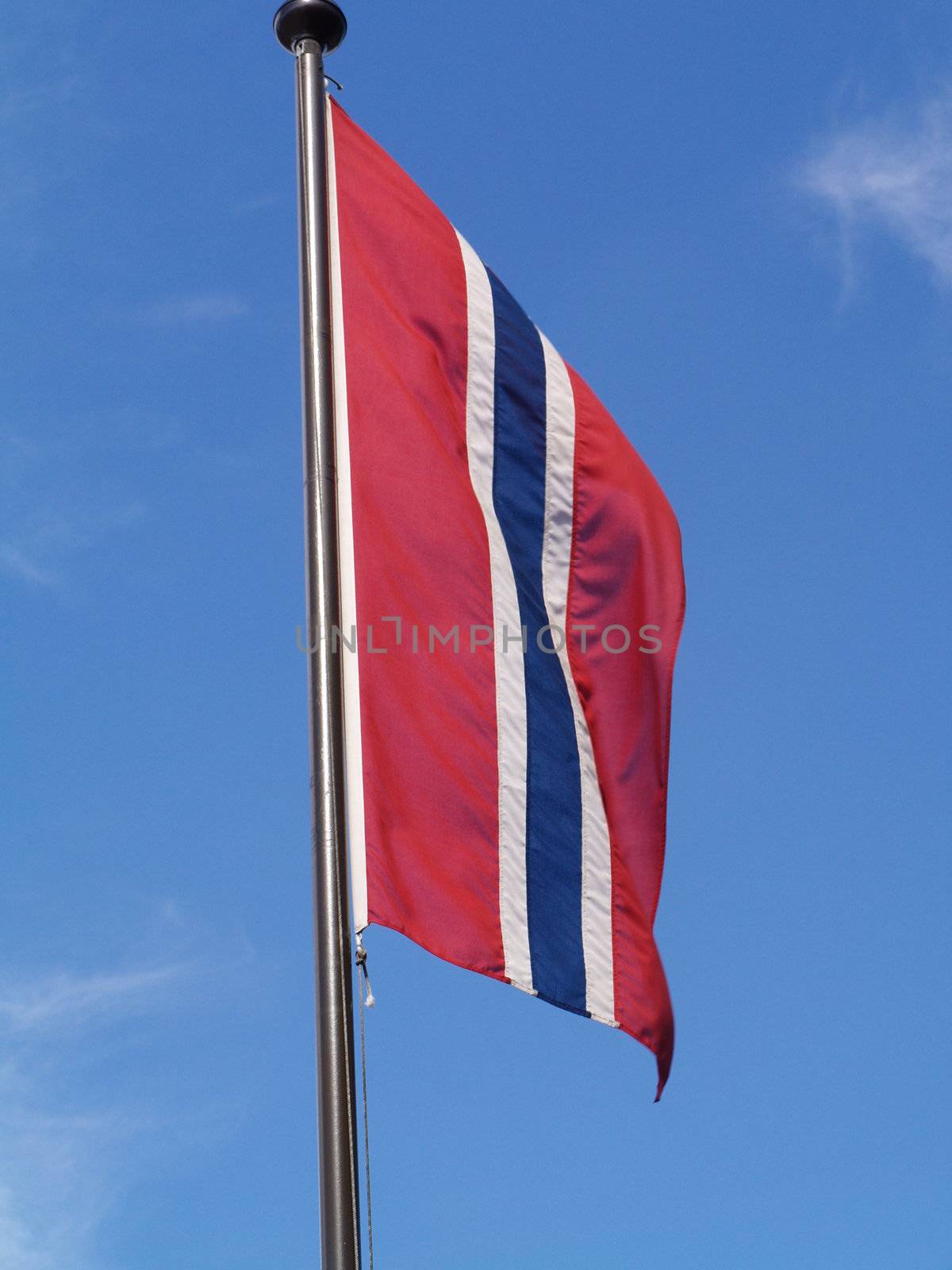 norwegian flag by viviolsen