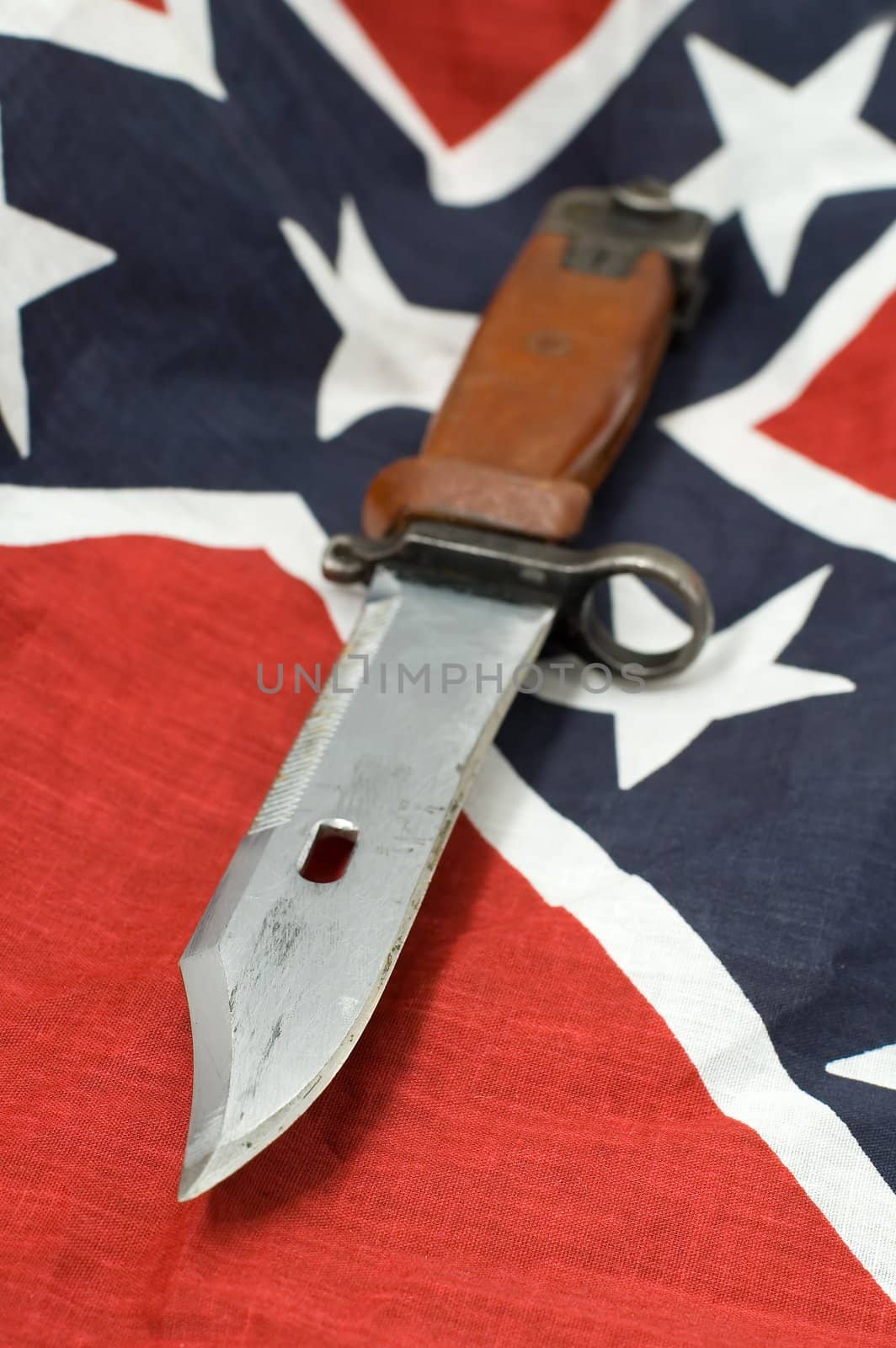 army knife on Flag of the Confederate States of America 