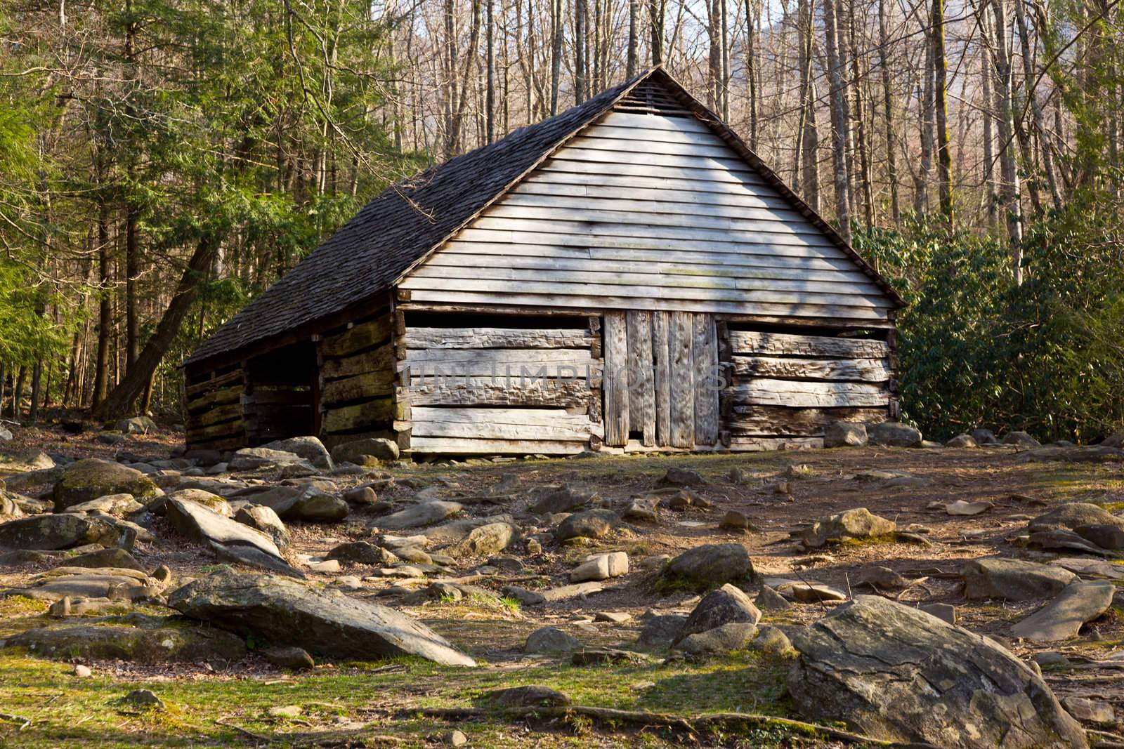 Old barn in Smoky Mountains by steheap