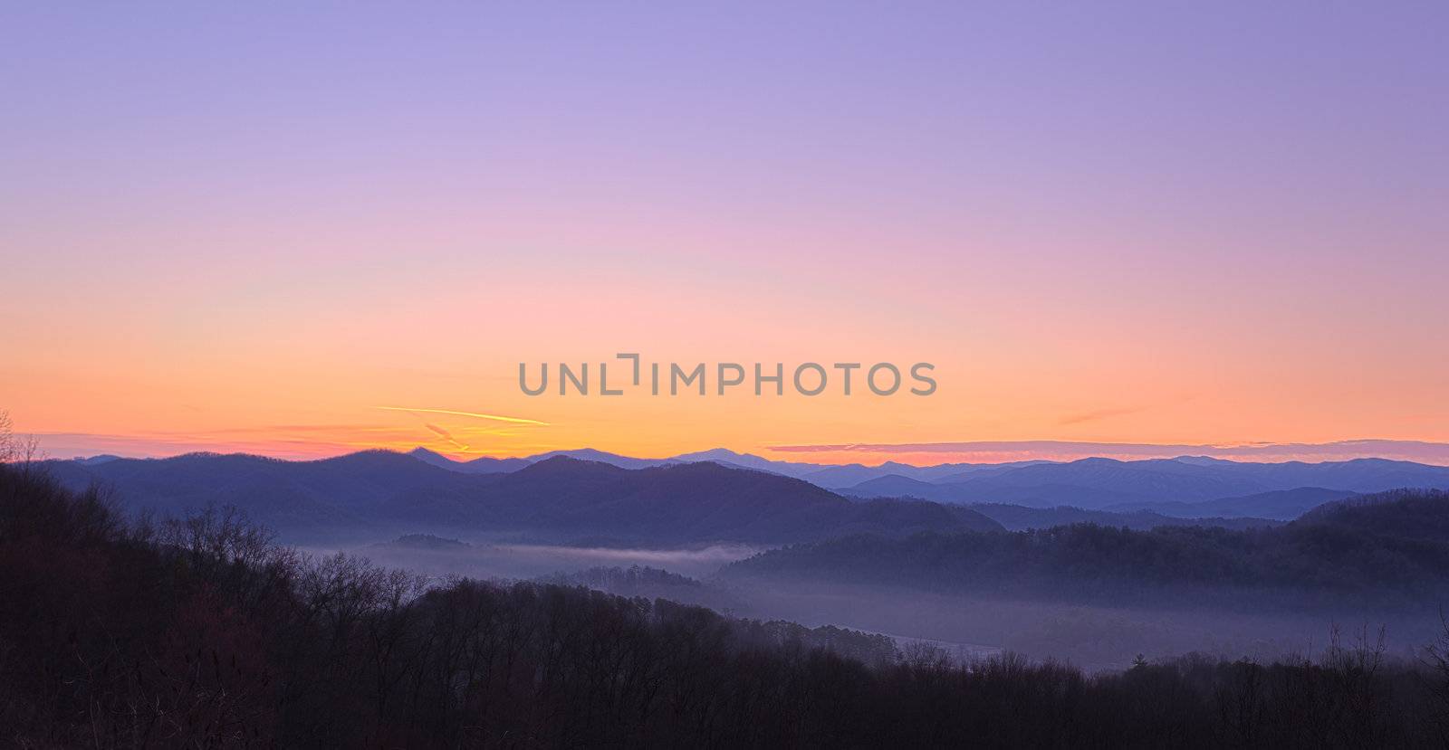 Sunrise over Smoky Mountains by steheap