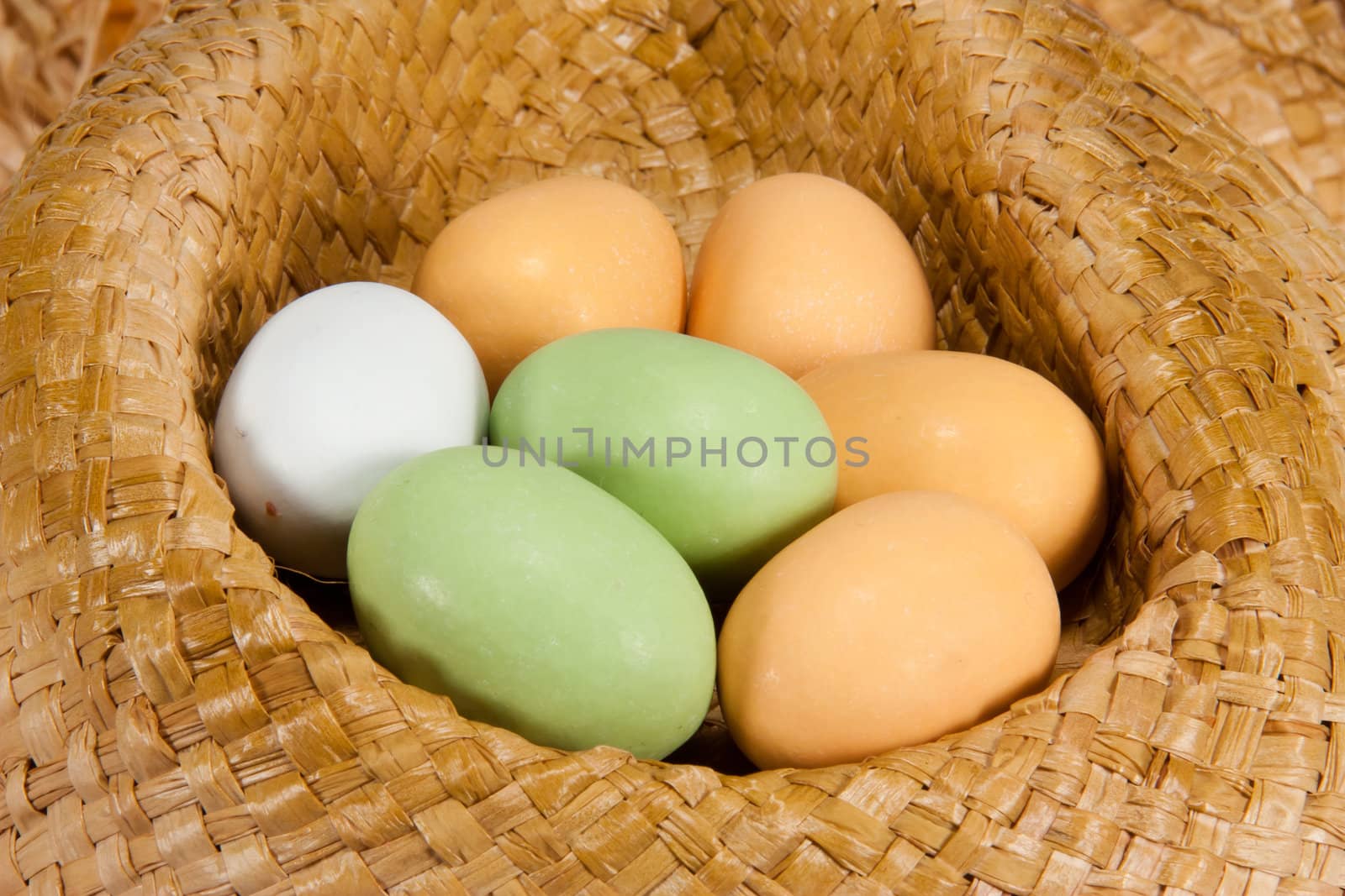 Picture of easter eggs in a hat