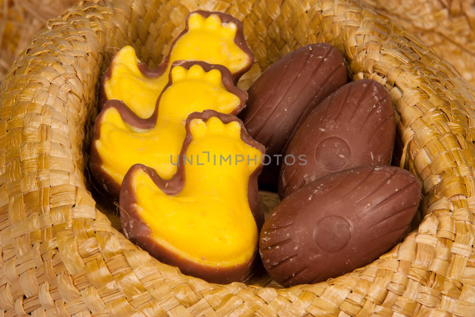 Picture of easter chocolate in a hat