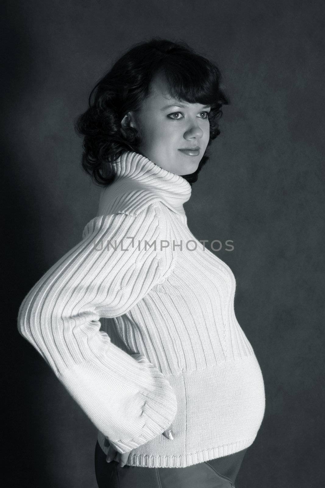 The pregnant woman on the six month. The girl was born