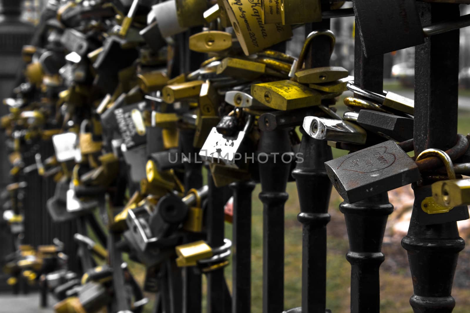 keylocks by nimatypografik