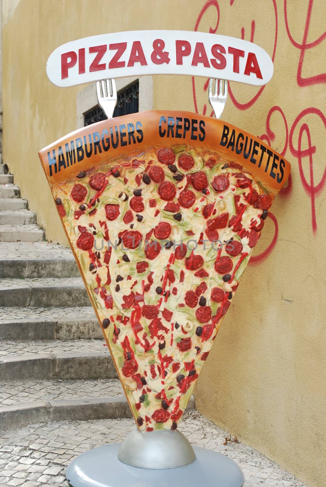 Restaurant pizza advertisiment object by luissantos84