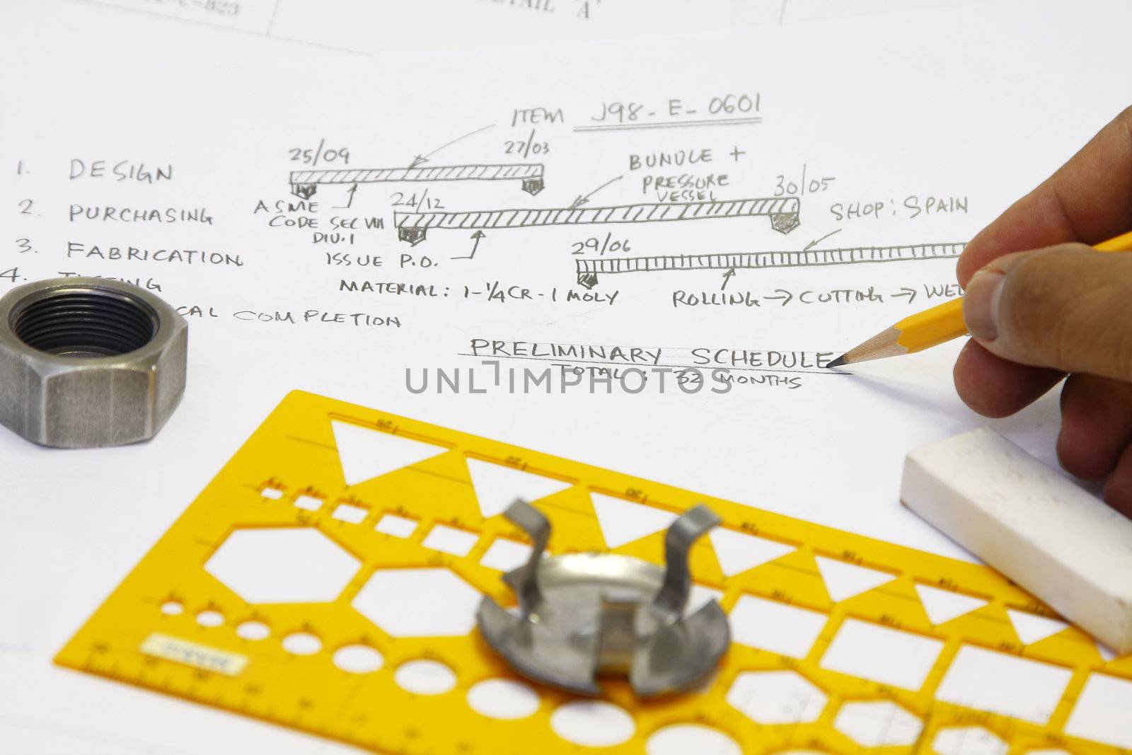 Fabrication schedule concept - many uses in the oil and gas industry.