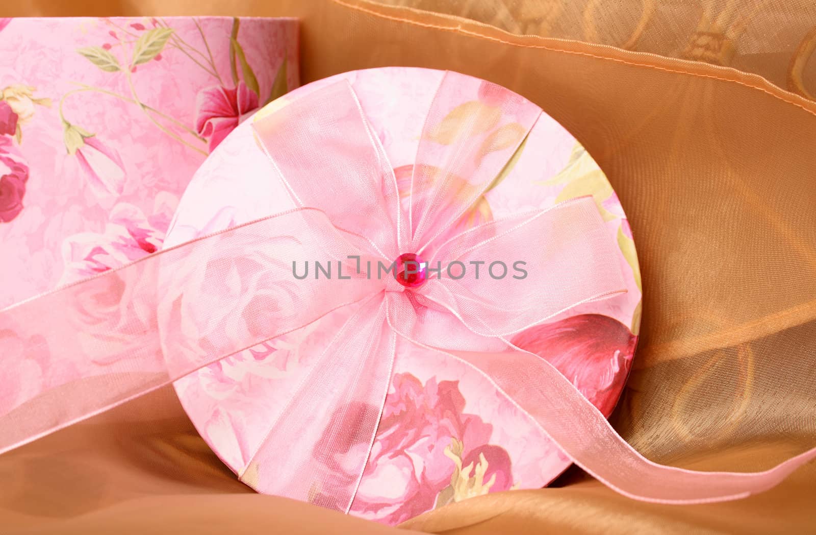 Pink Floral Gift box and lid with ribbon and gem stone