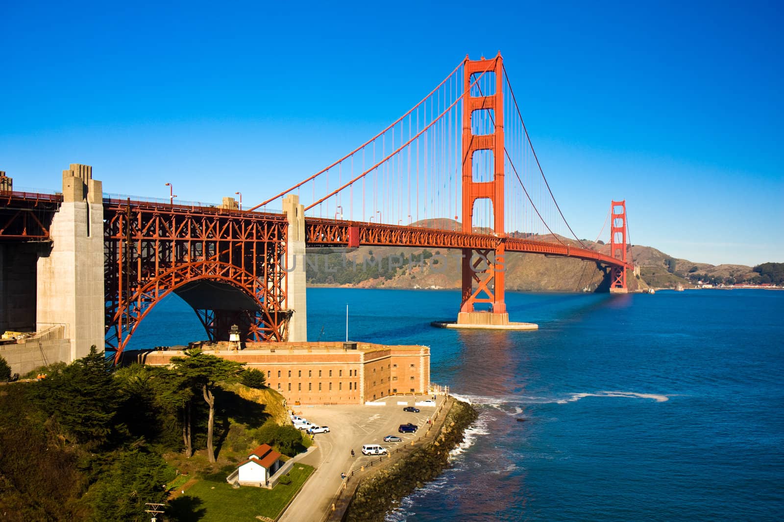 Golden Gate Bridge by darrenp