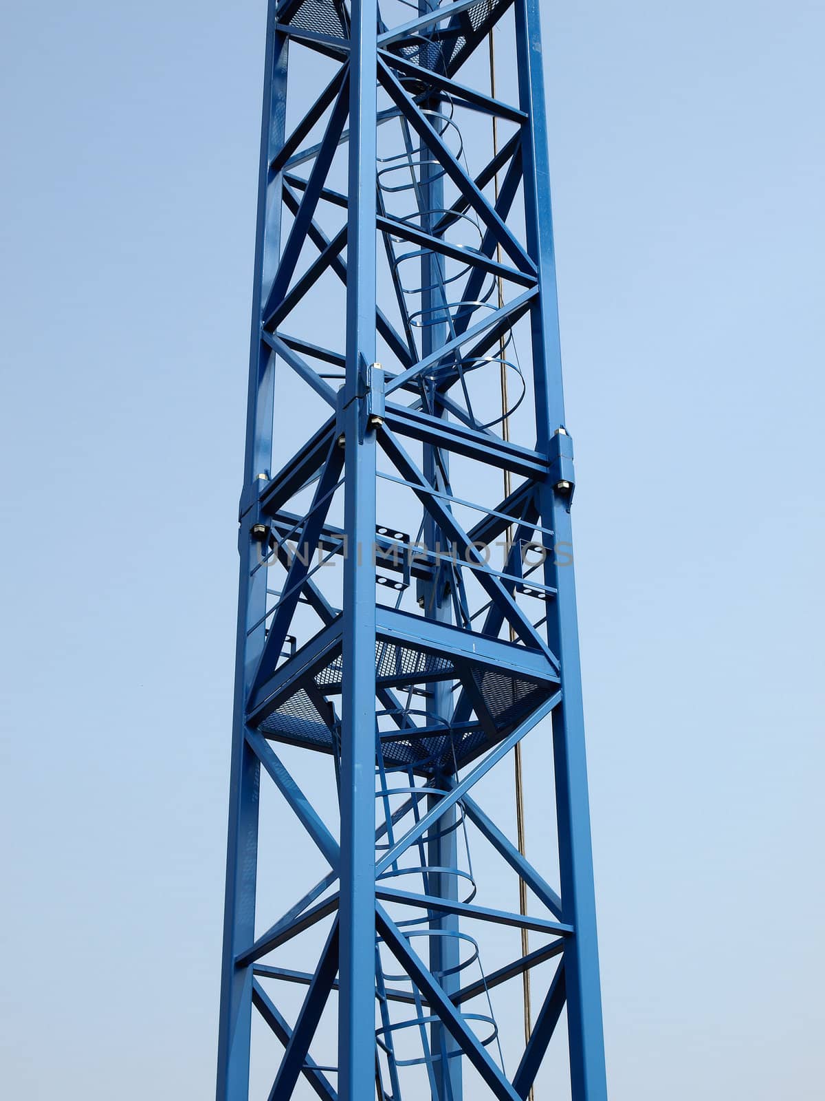 Tower crane by claudiodivizia