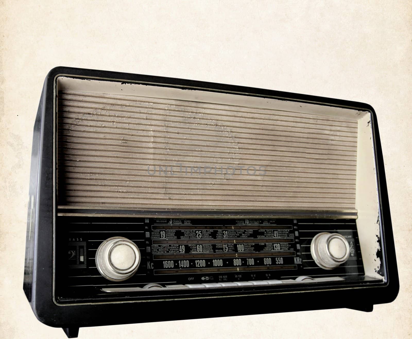 retro radio by davincidig2