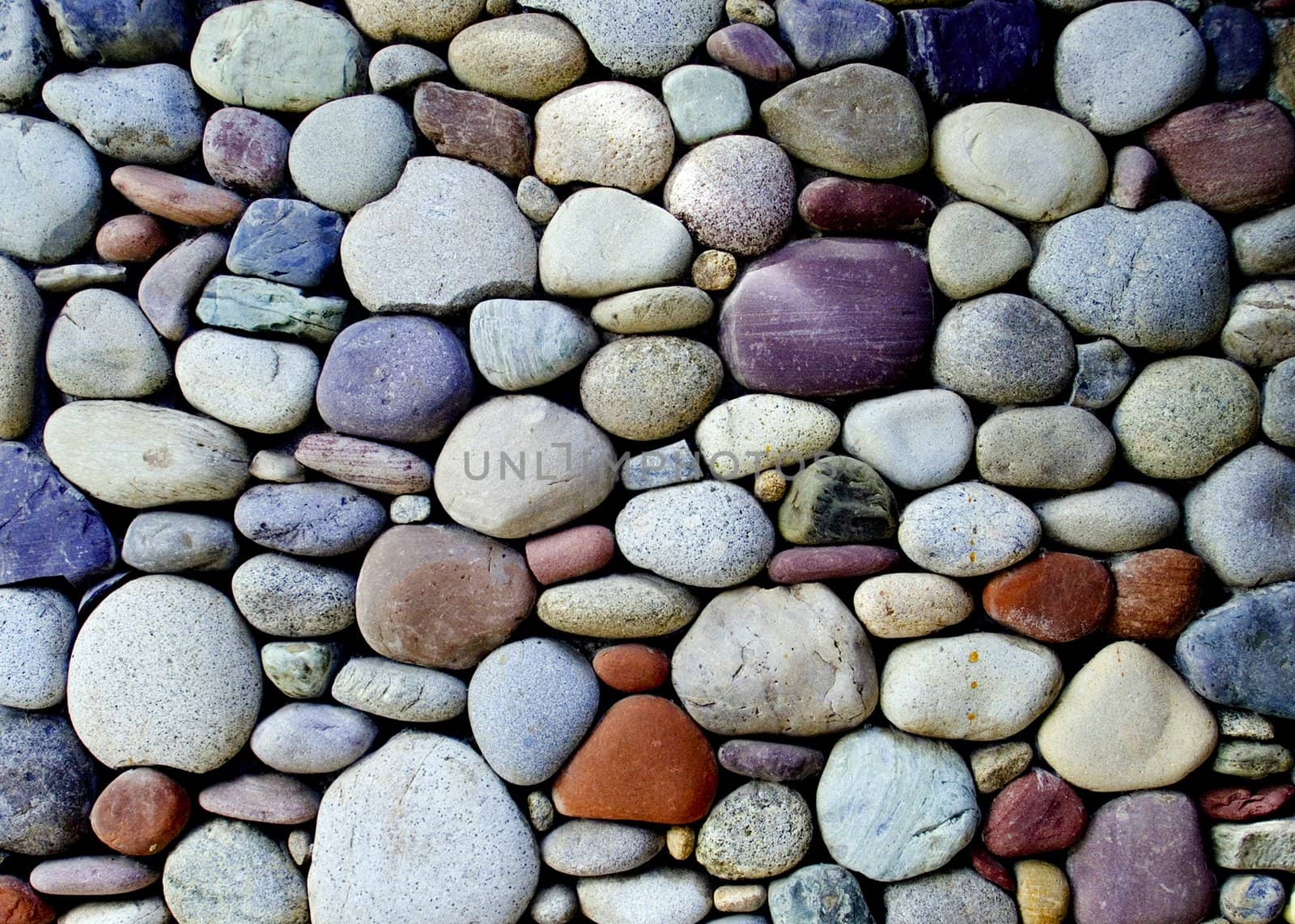 pebble stone wall 