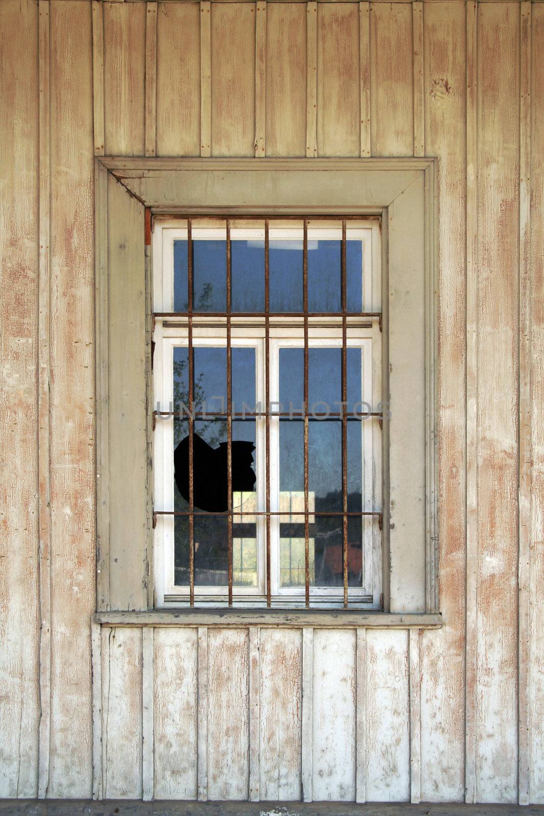 old window by Hasenonkel