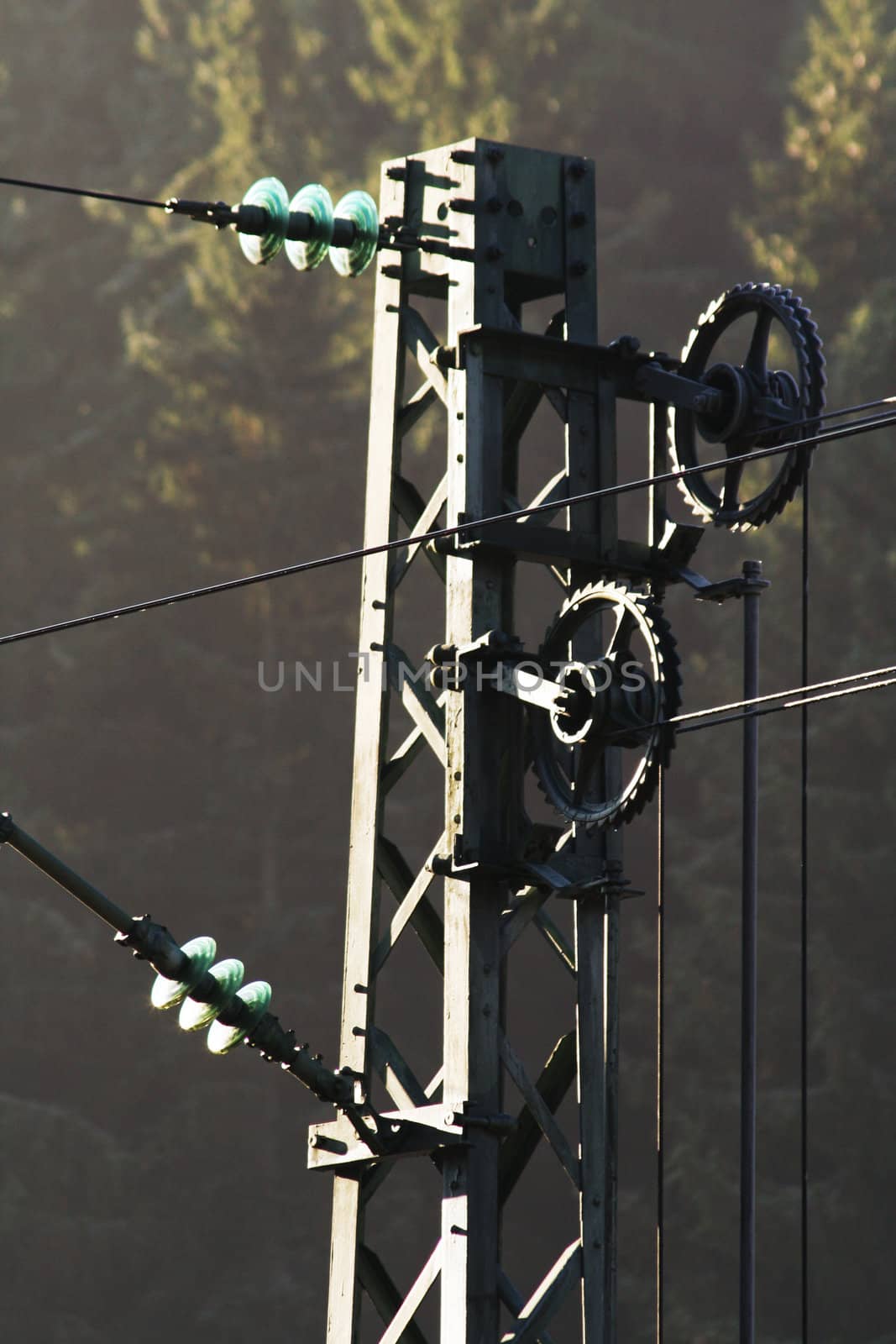 High Voltage connector on a rail way