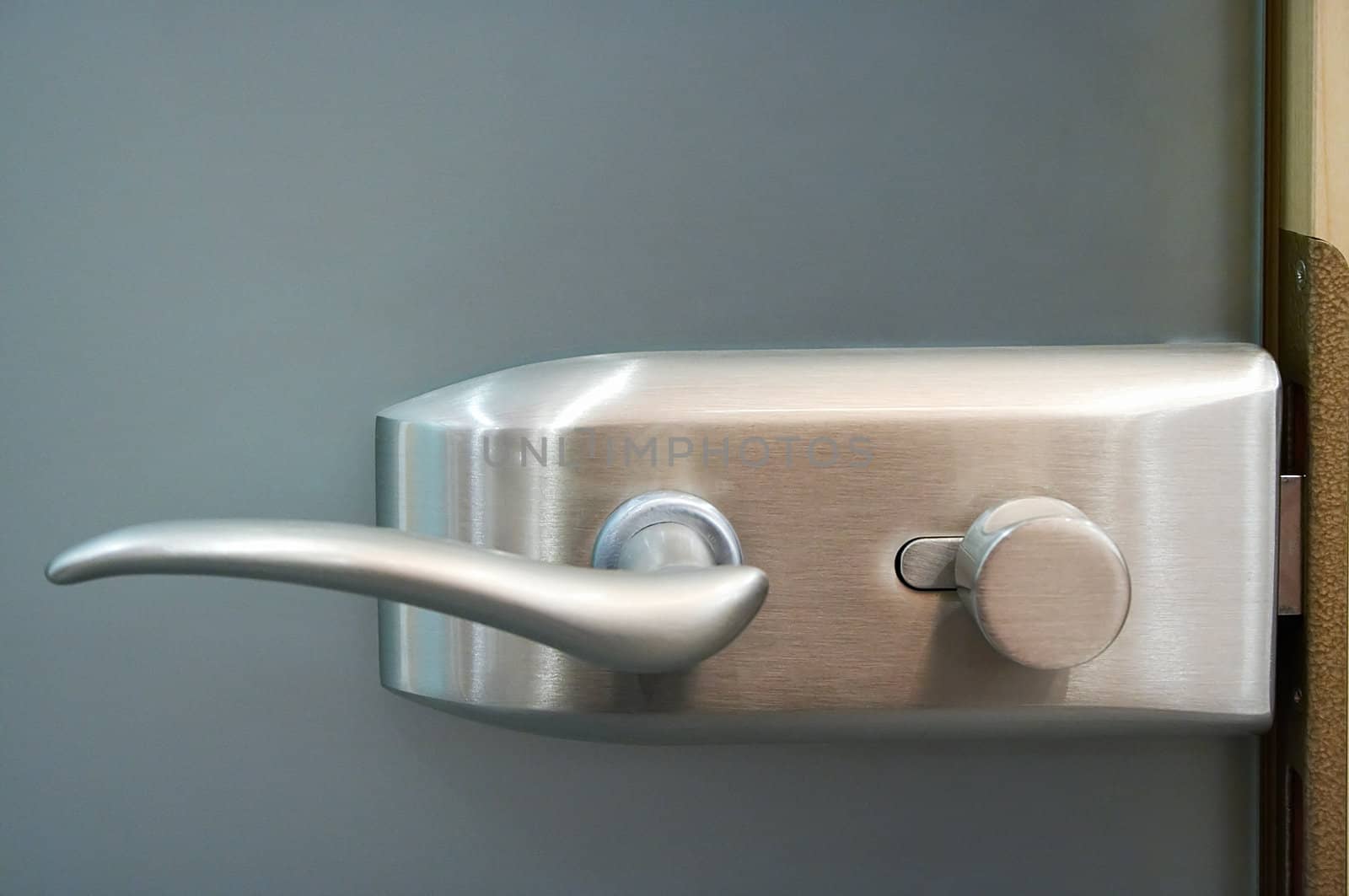 metal door handle by terex