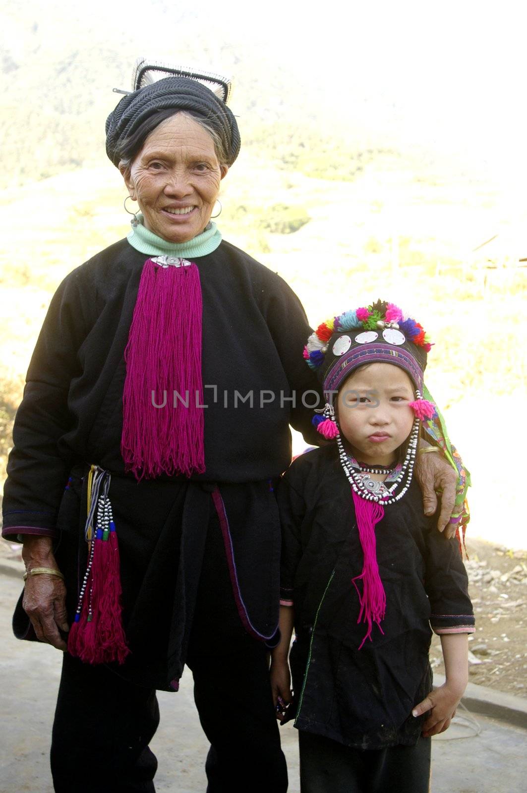 Grandma Black Dao "Tien" and his little boy by Duroc