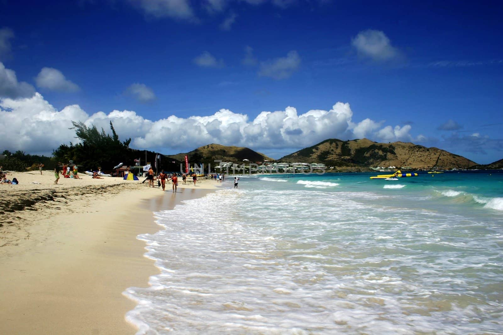 Sandy beach of St-Marteen with mountain view