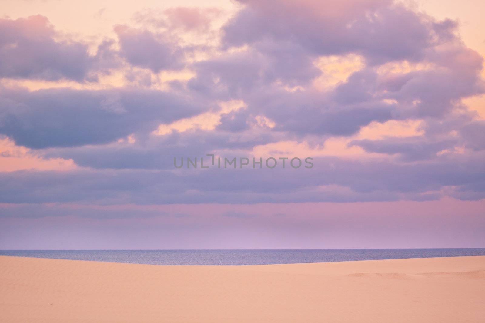 Sunset on Fuerteventura by kasto