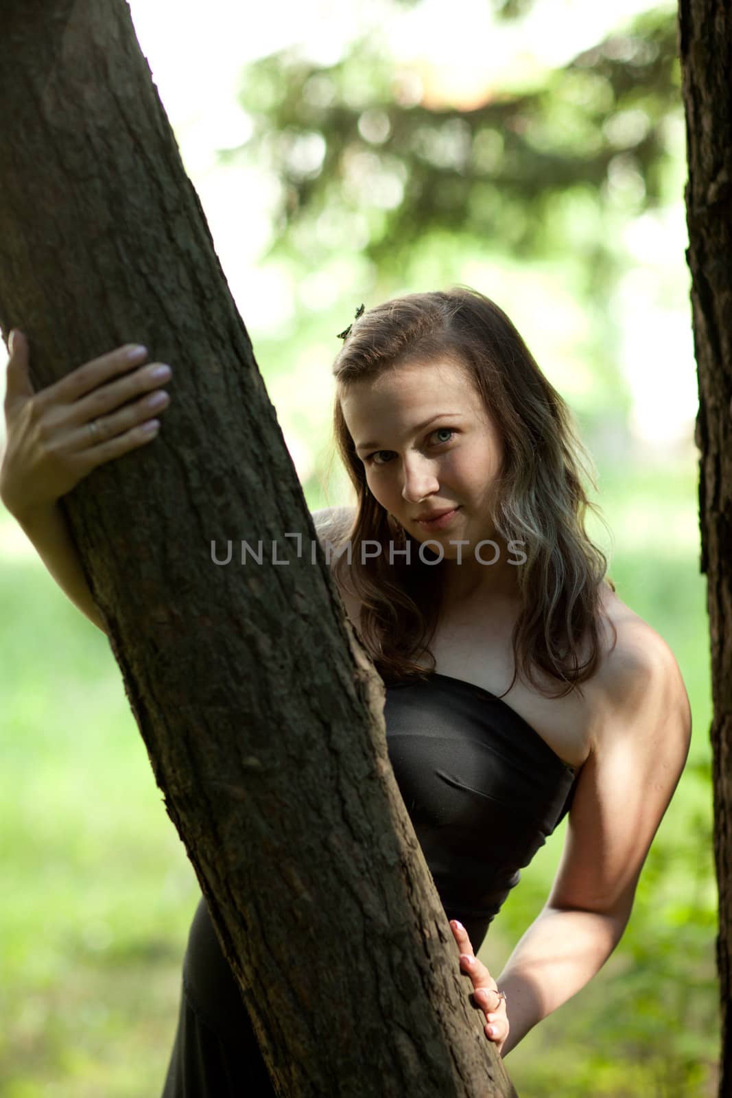 Portrait young beautiful girl on the nature