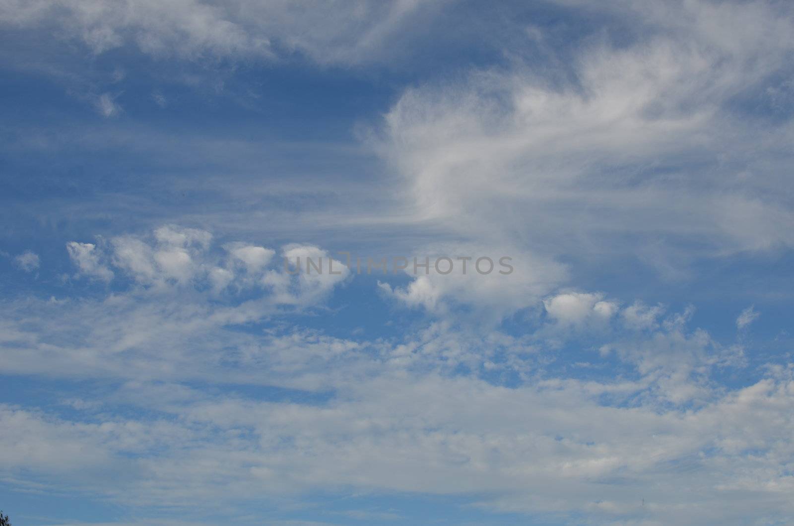 Cloud patterns by ianmck