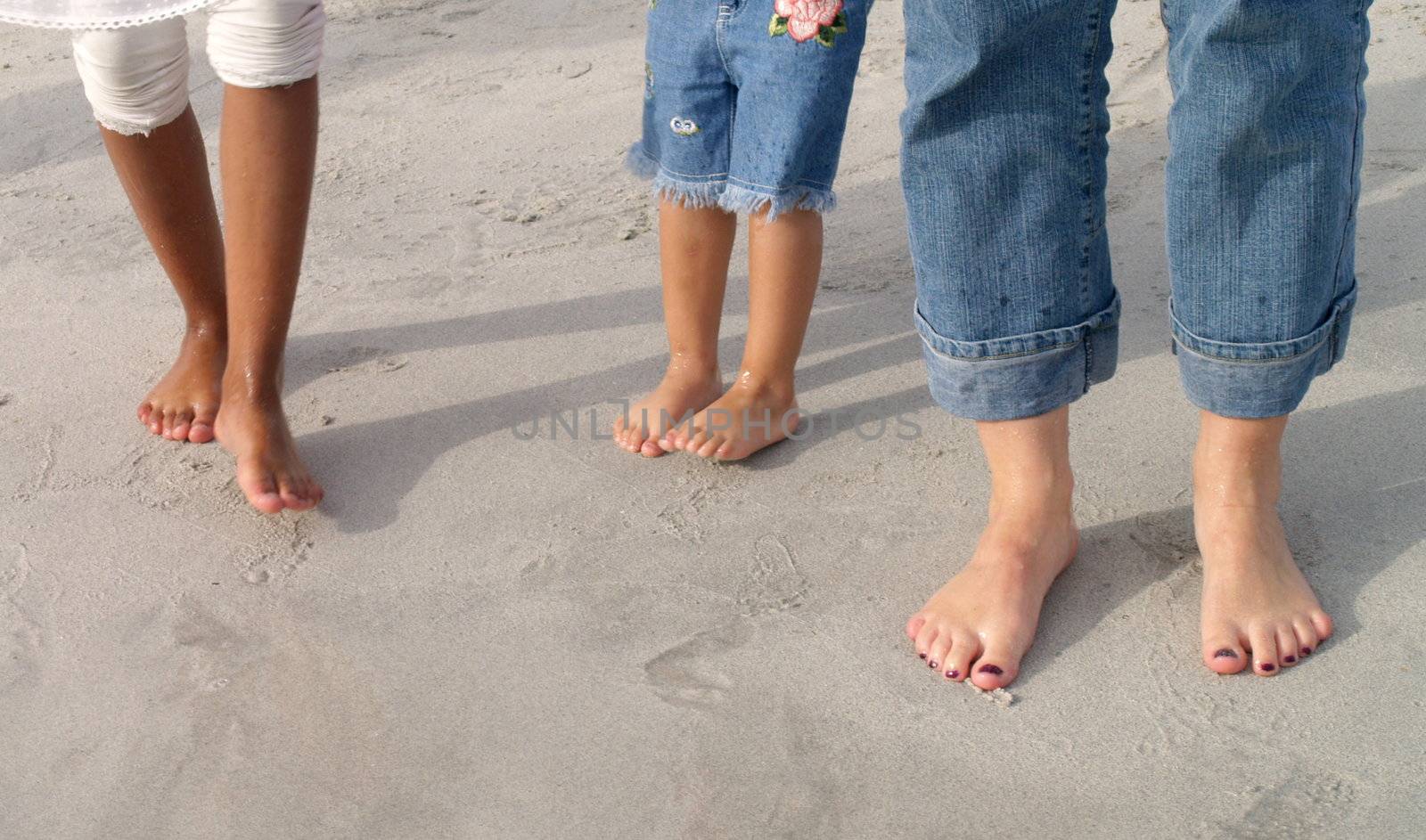 many feets in the sand