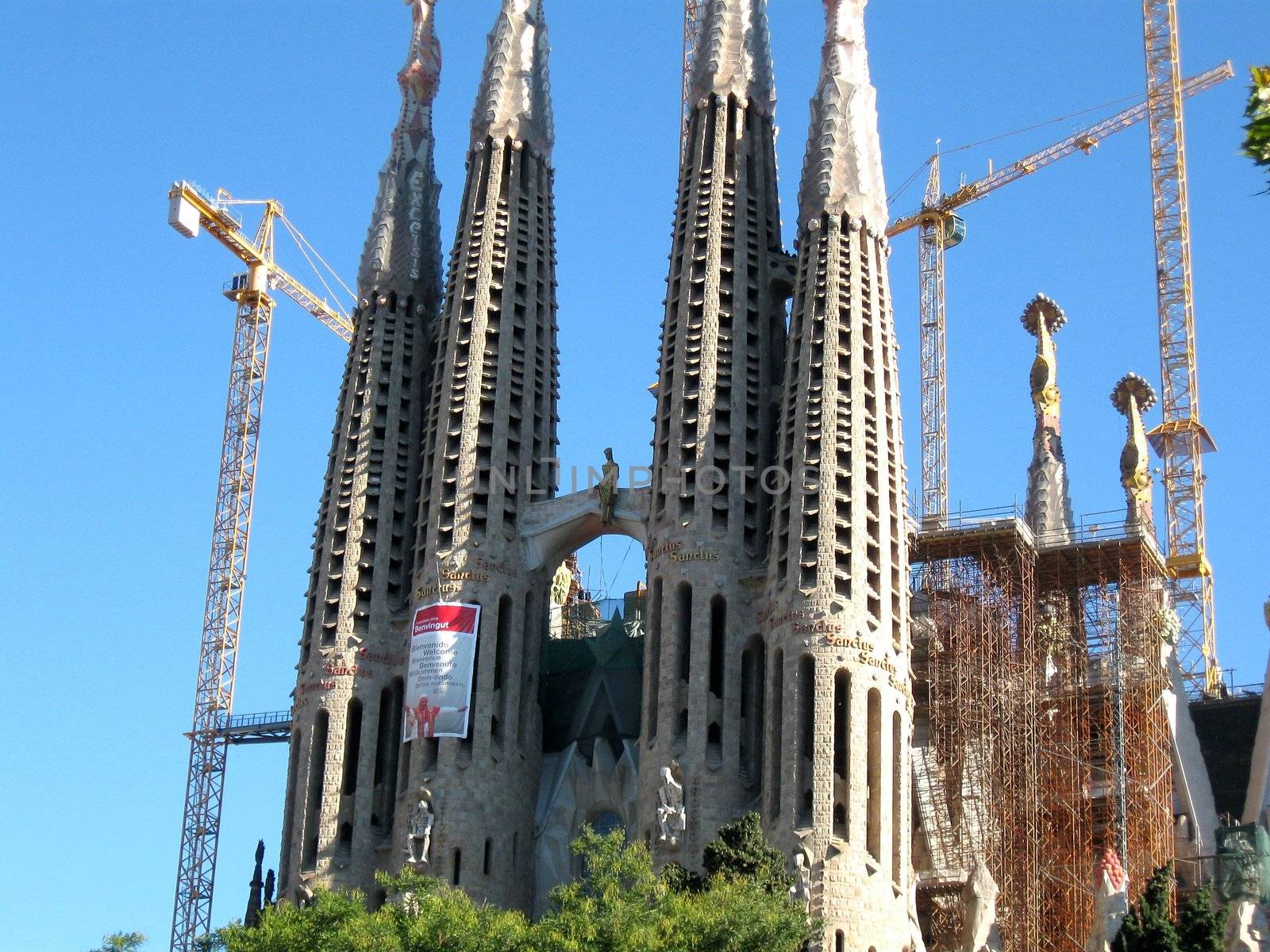 View of construction cranes outside de Sagrada Familia
