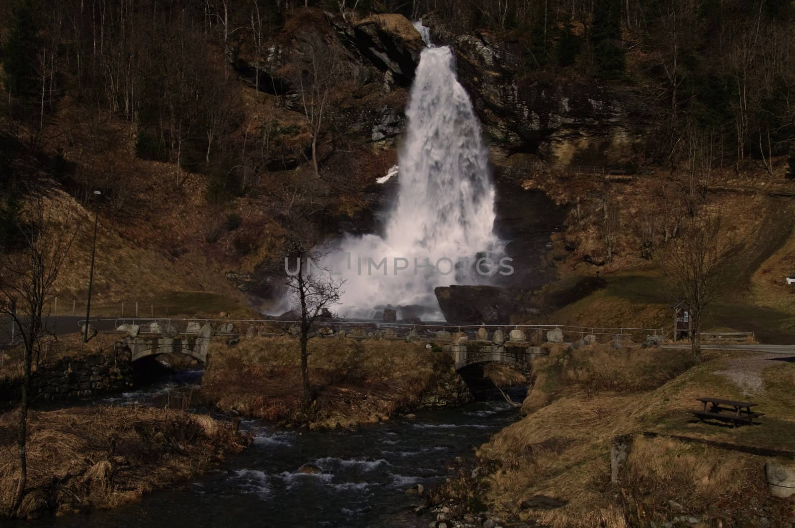 Steinsdalsfossen Waterfall by GryT