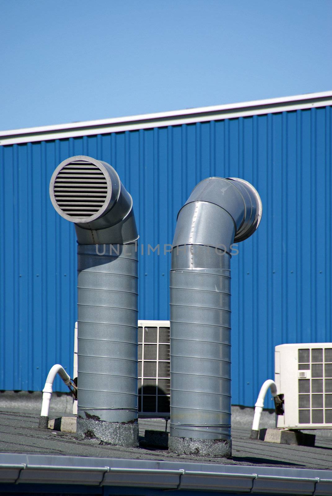 Fresh air moves to facilities on pipes 