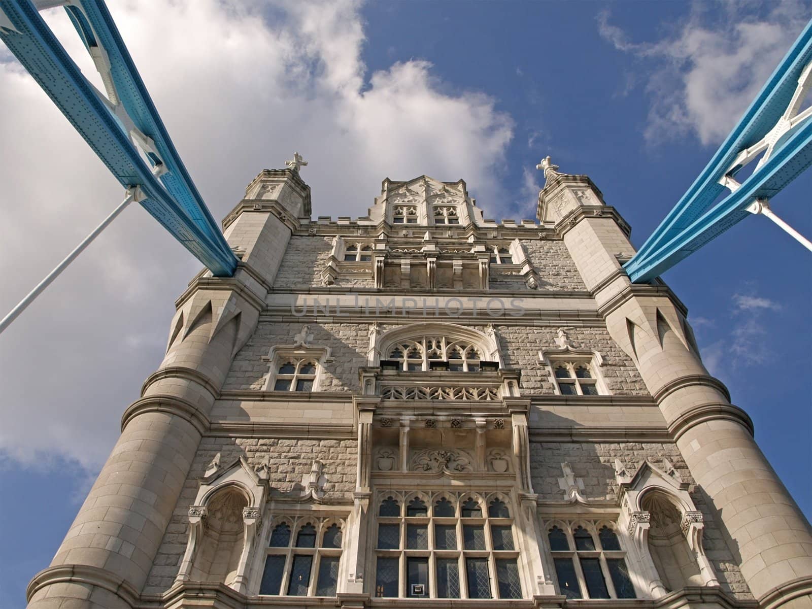 vertical suspender of tower bridge in london, england