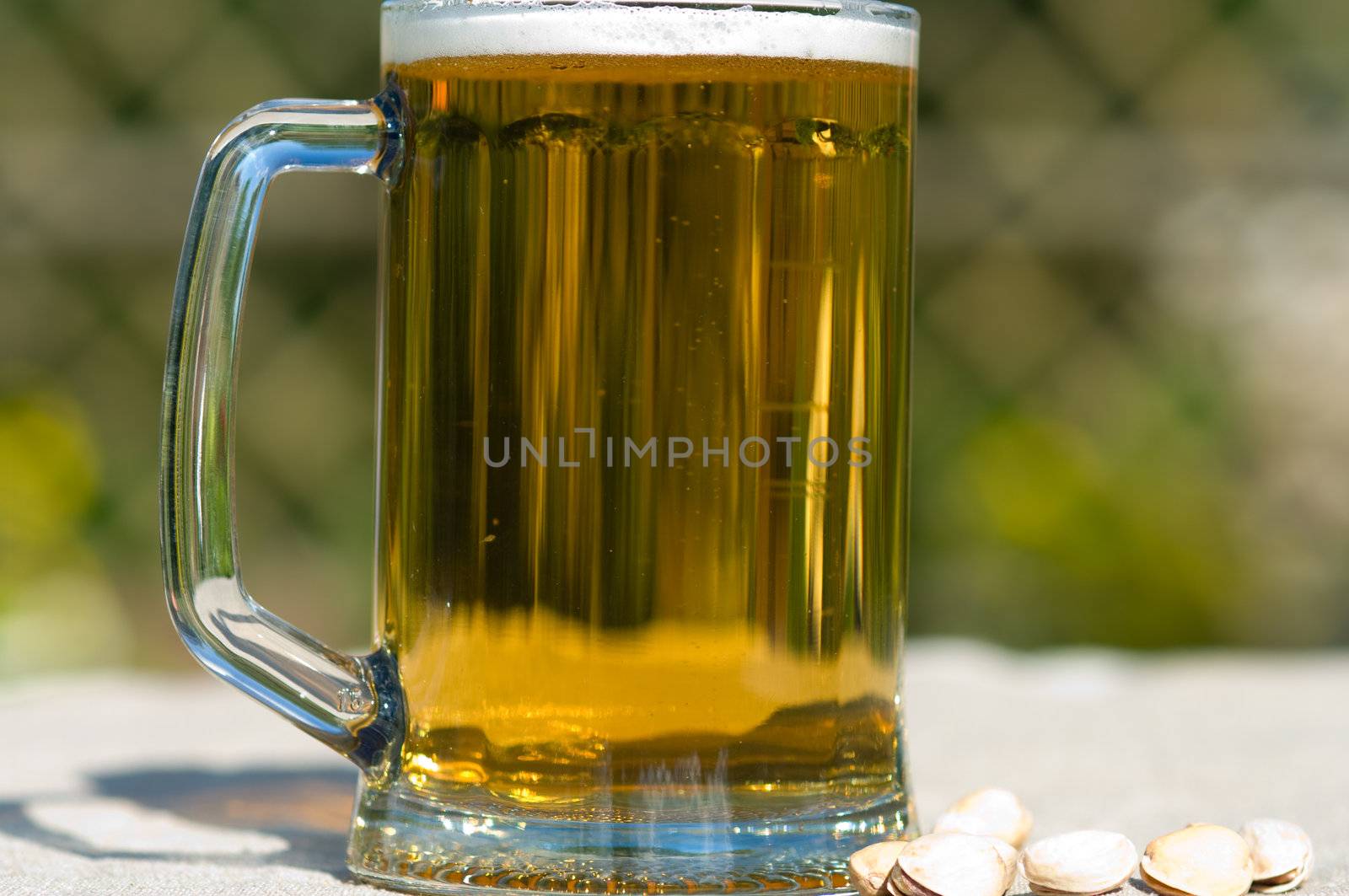 Beer in a mug. by kromeshnik