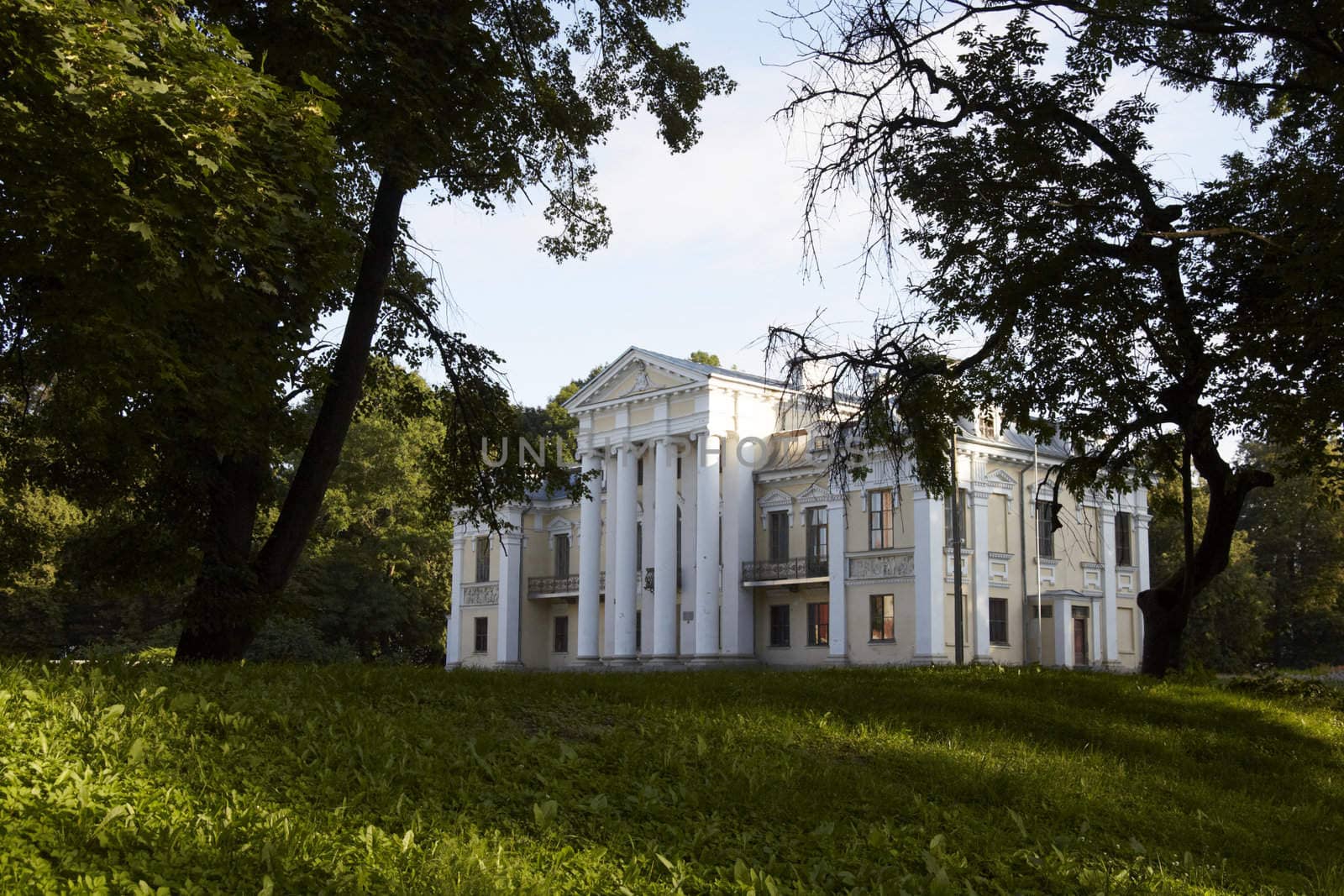 Paezeriai manor. Shot taken in July 2009