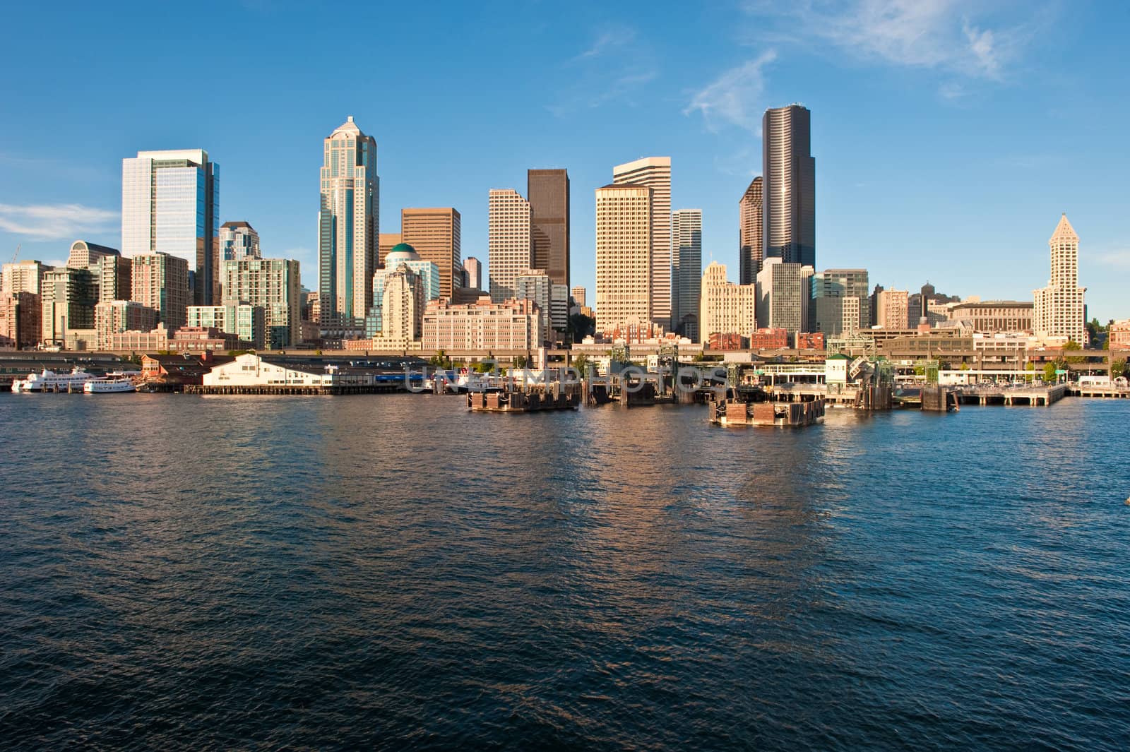 Elliot Bay and downtown Seattle, USA by rongreer