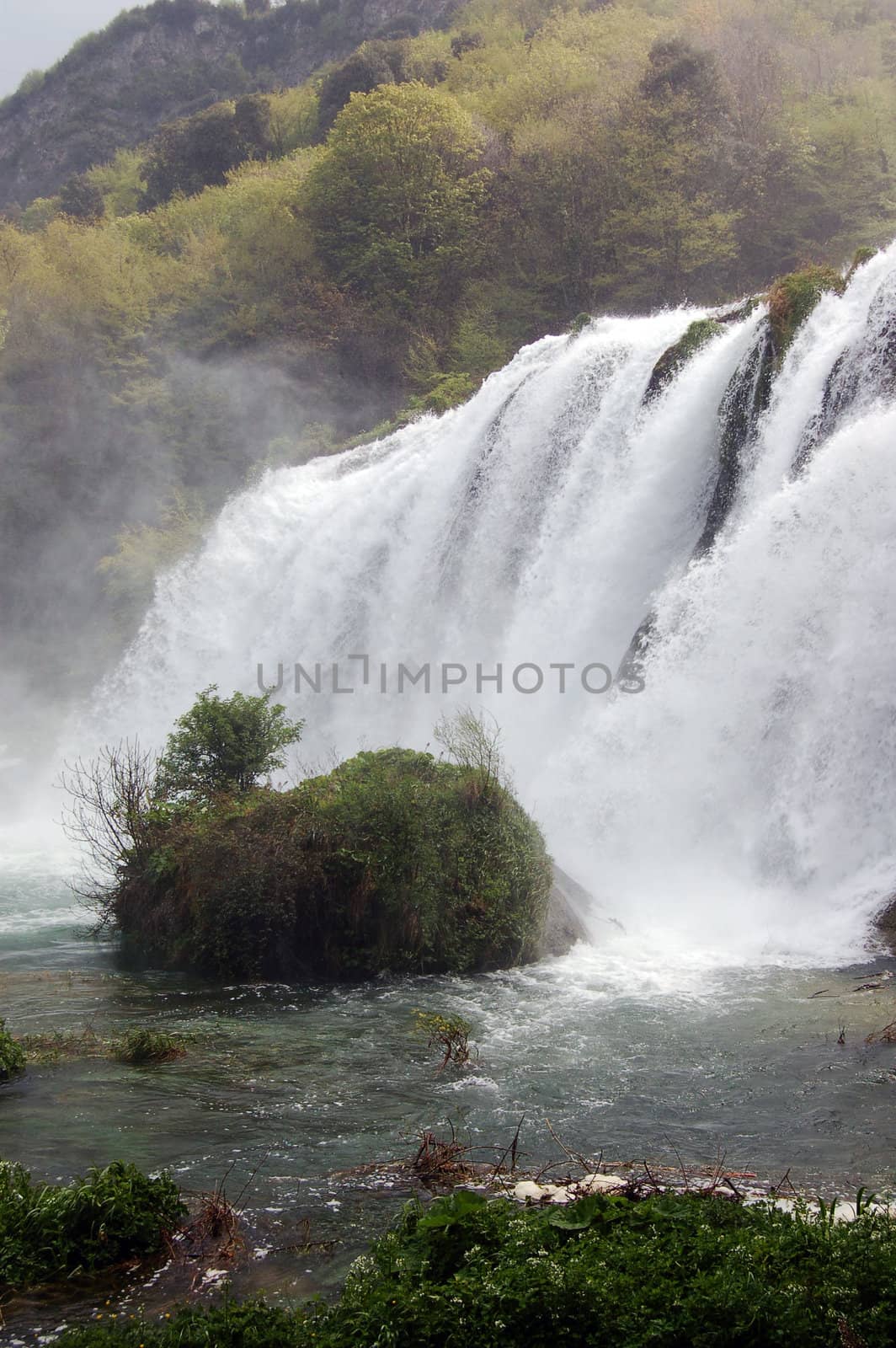 Power of Water - Marmore falls detail - Best of Italy