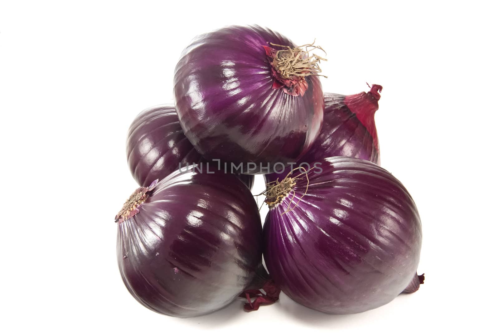 Picture of a bunch of red onions
