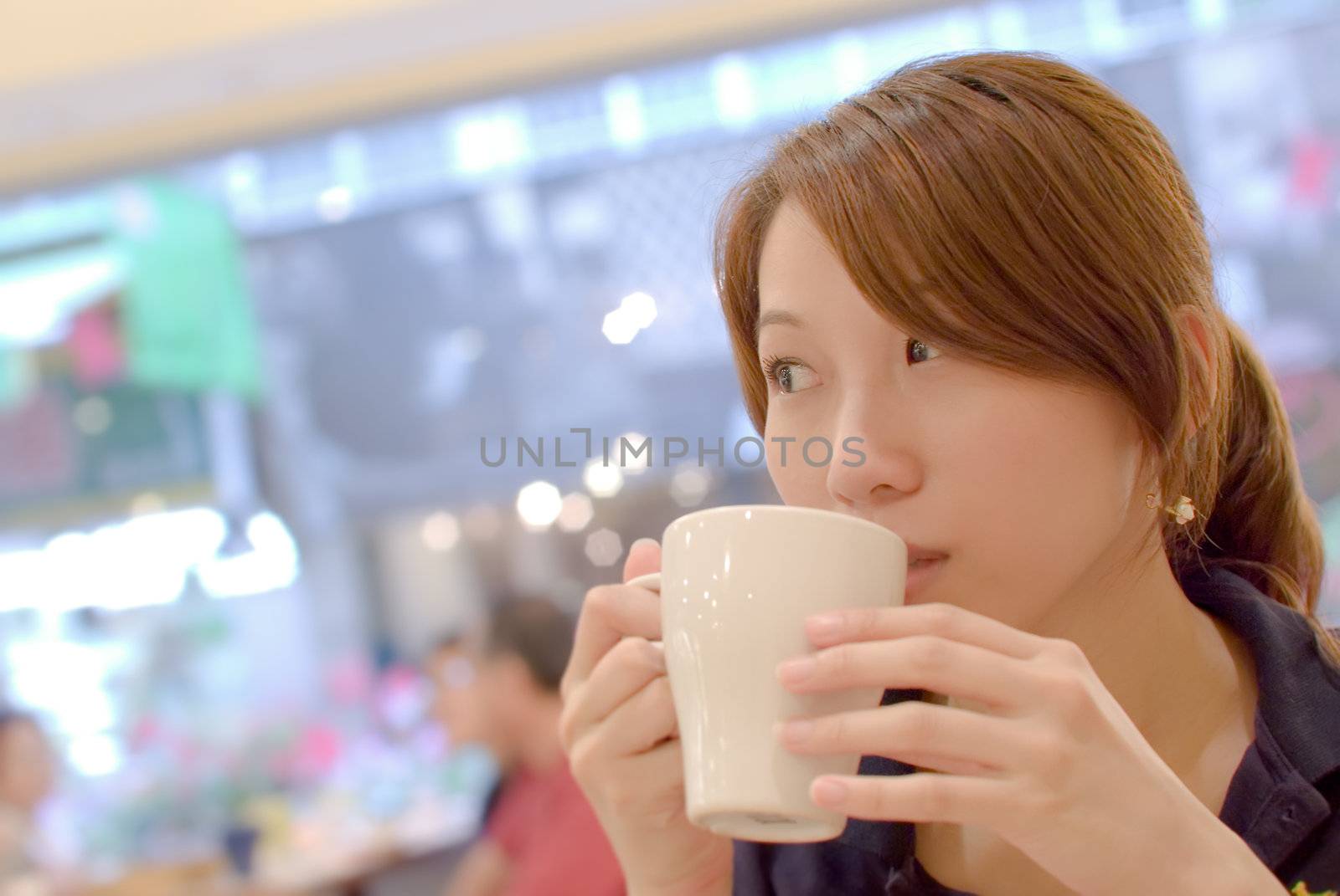 asia beautiful girl with coffee by elwynn