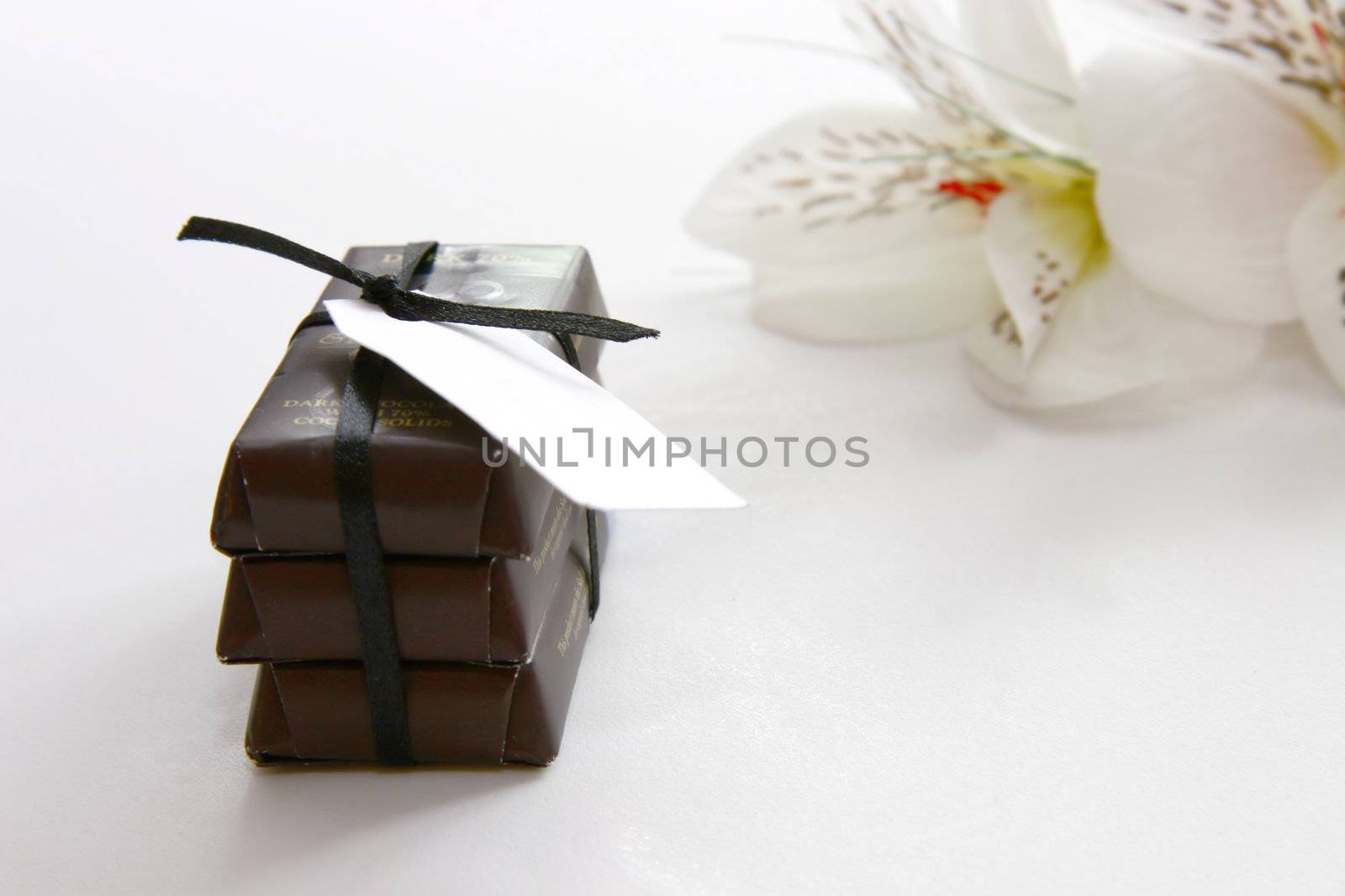 chocs and flowers by leafy