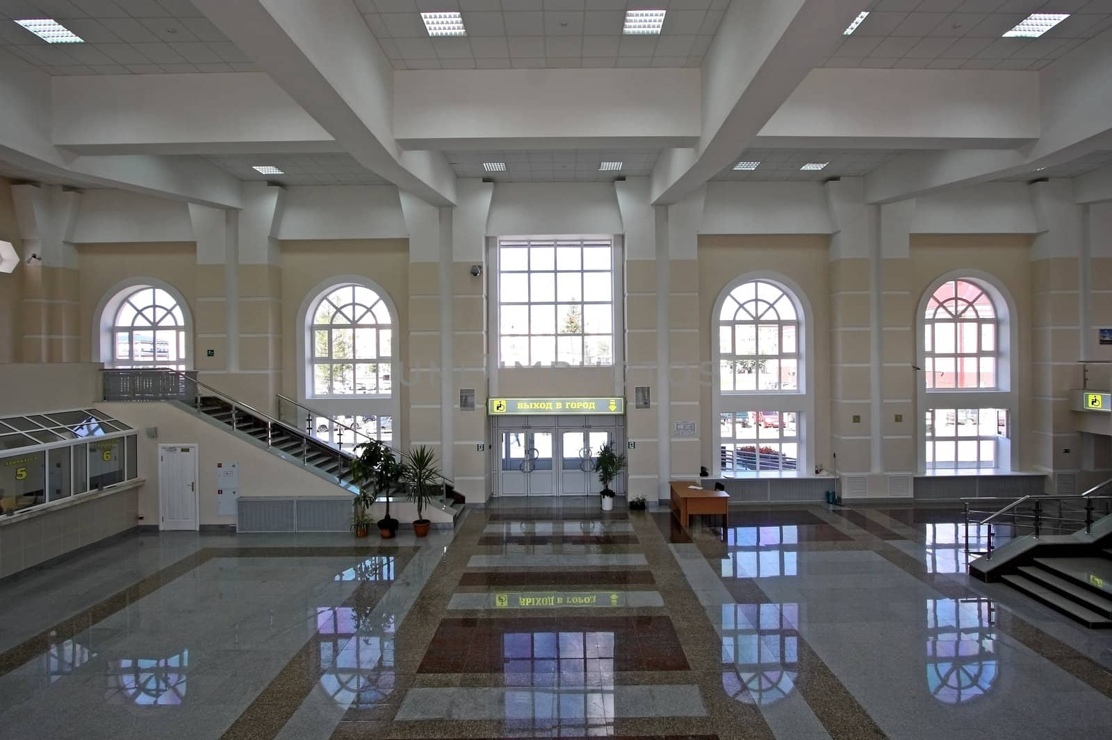 The central hall of railway station